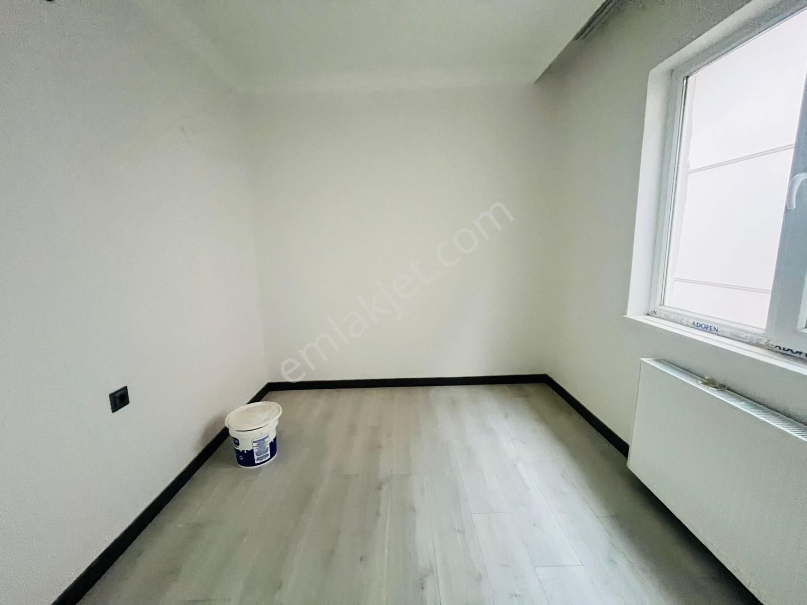 Bağlar Caddesi Yakını Ara Katta Full Yapılı Satılık 2+1 Daire !! - Görsel 5