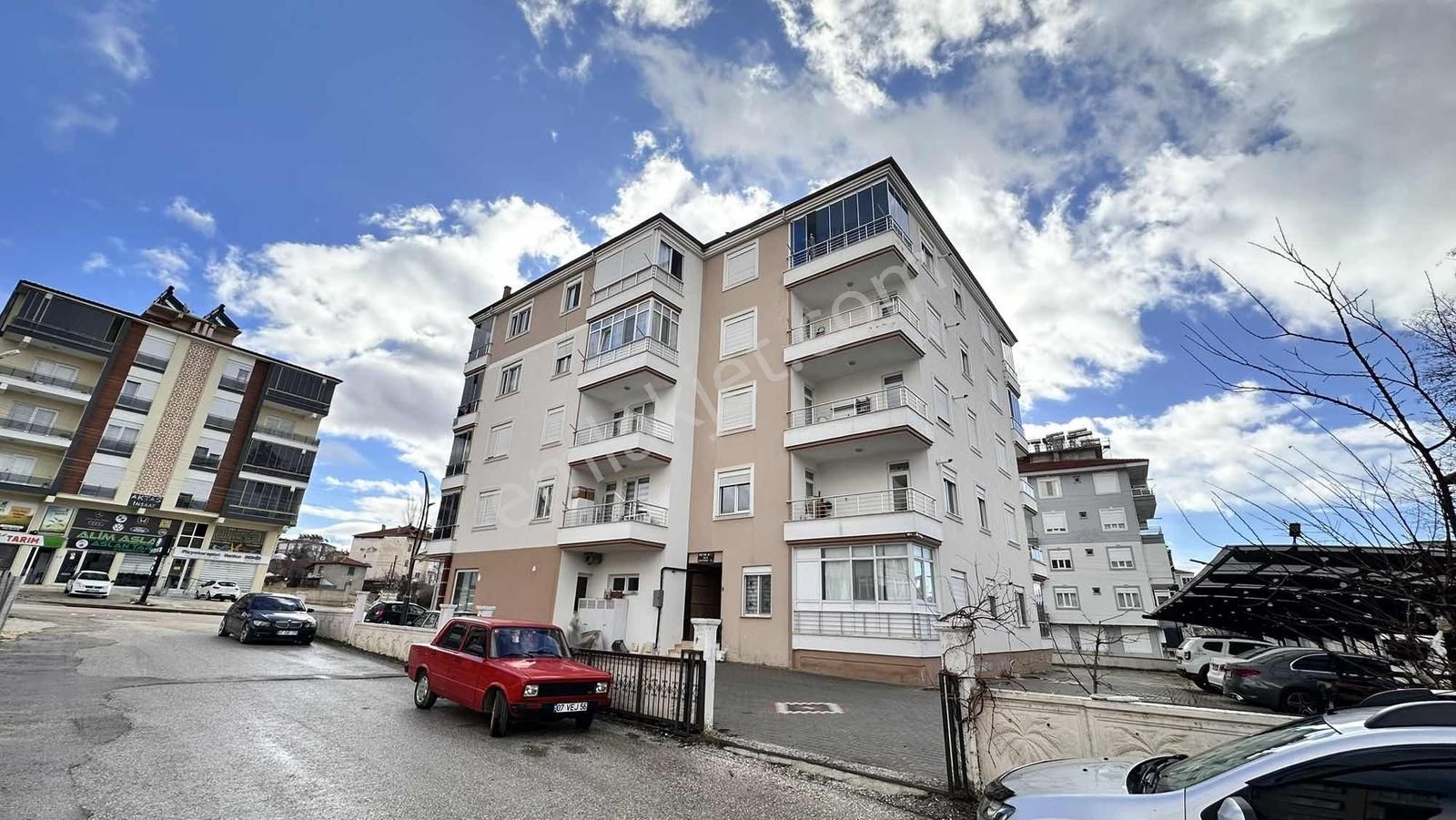 Vip Gayrimenkul'den Dua Yokuşu Altında 1. Kat 3+1 Daire - Görsel 25