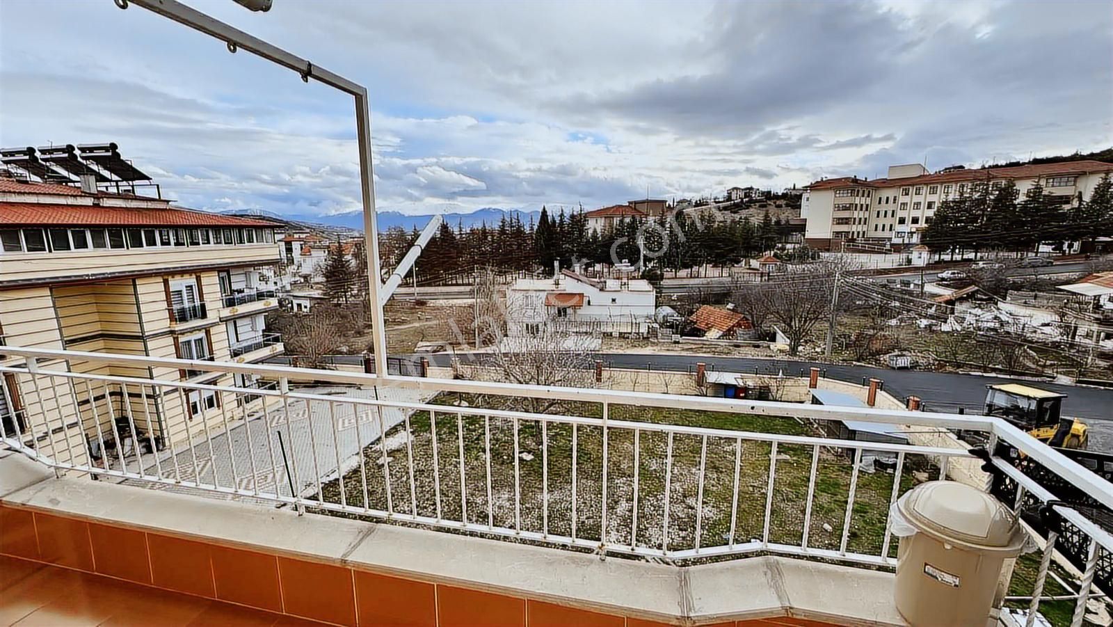 Vip Gayrimenkul'den Müstakil Havasında 4+1 Ultra Geniş Daire - Görsel 19
