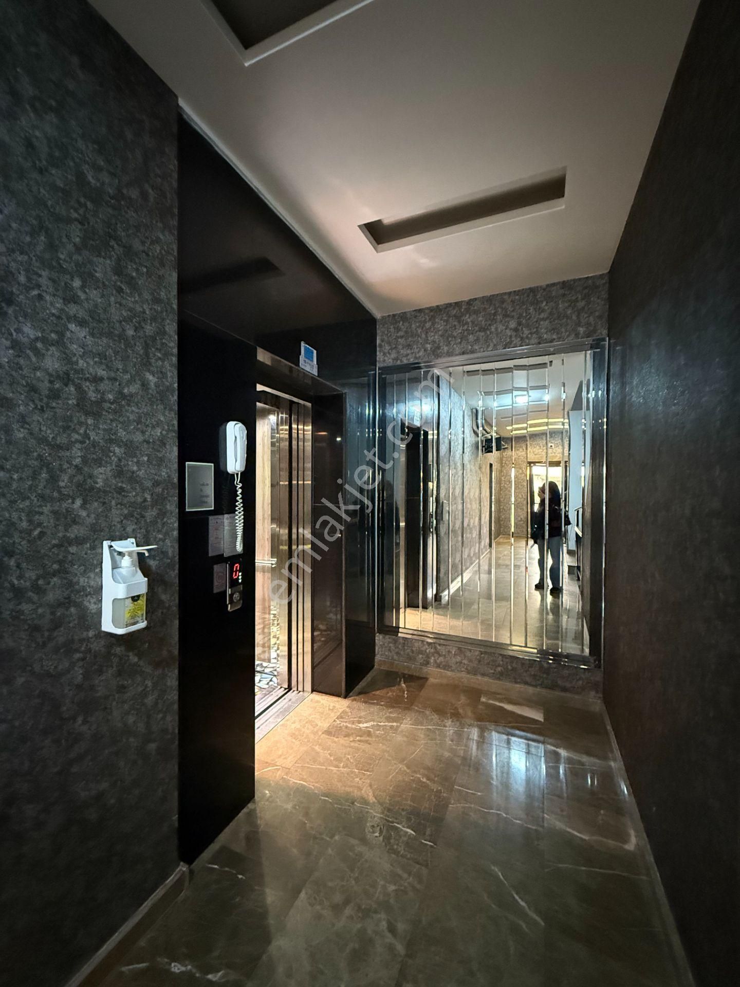 Seferihisar Camikebir Mahallesi – Merkezde, Satılık 1+1 Balkonlu Daire - Görsel 25