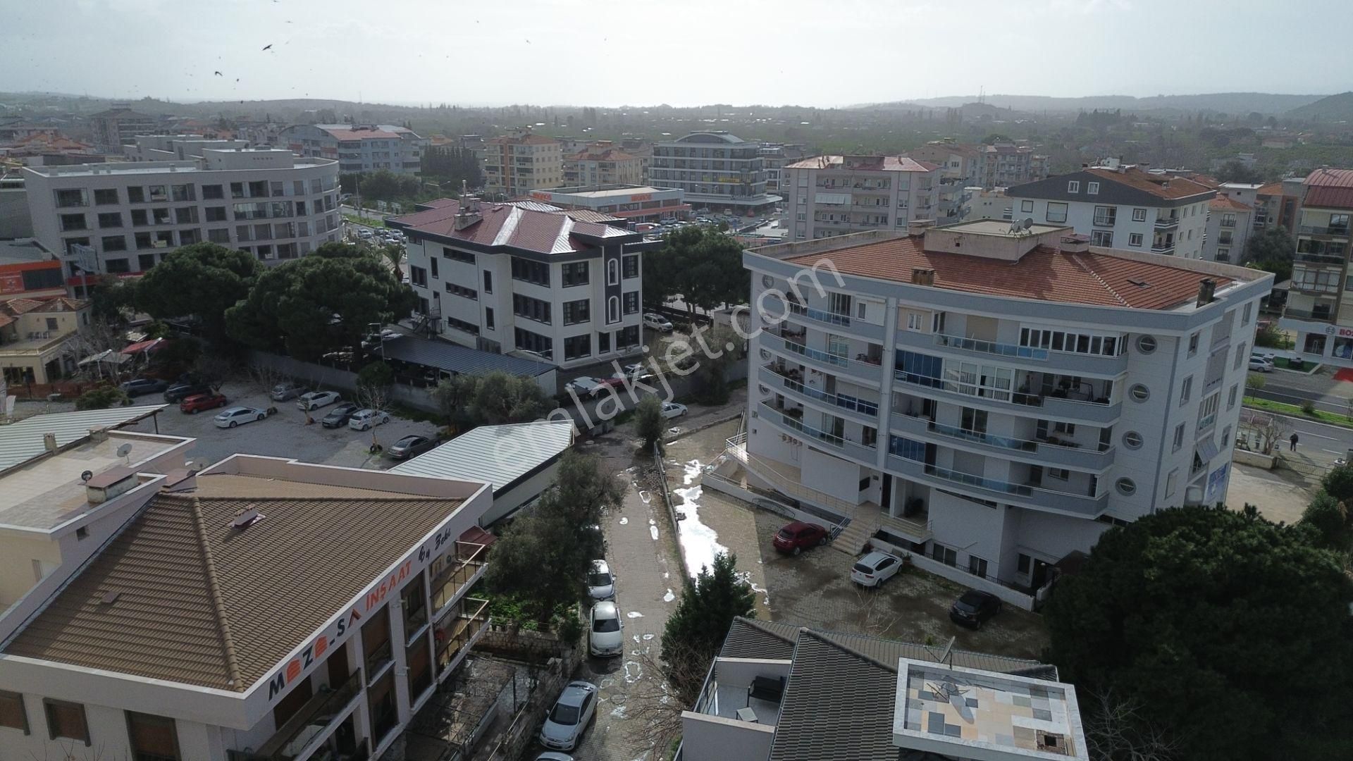 Seferihisar Camikebir Mahallesi – Merkezde, Satılık 1+1 Balkonlu Daire - Görsel 2