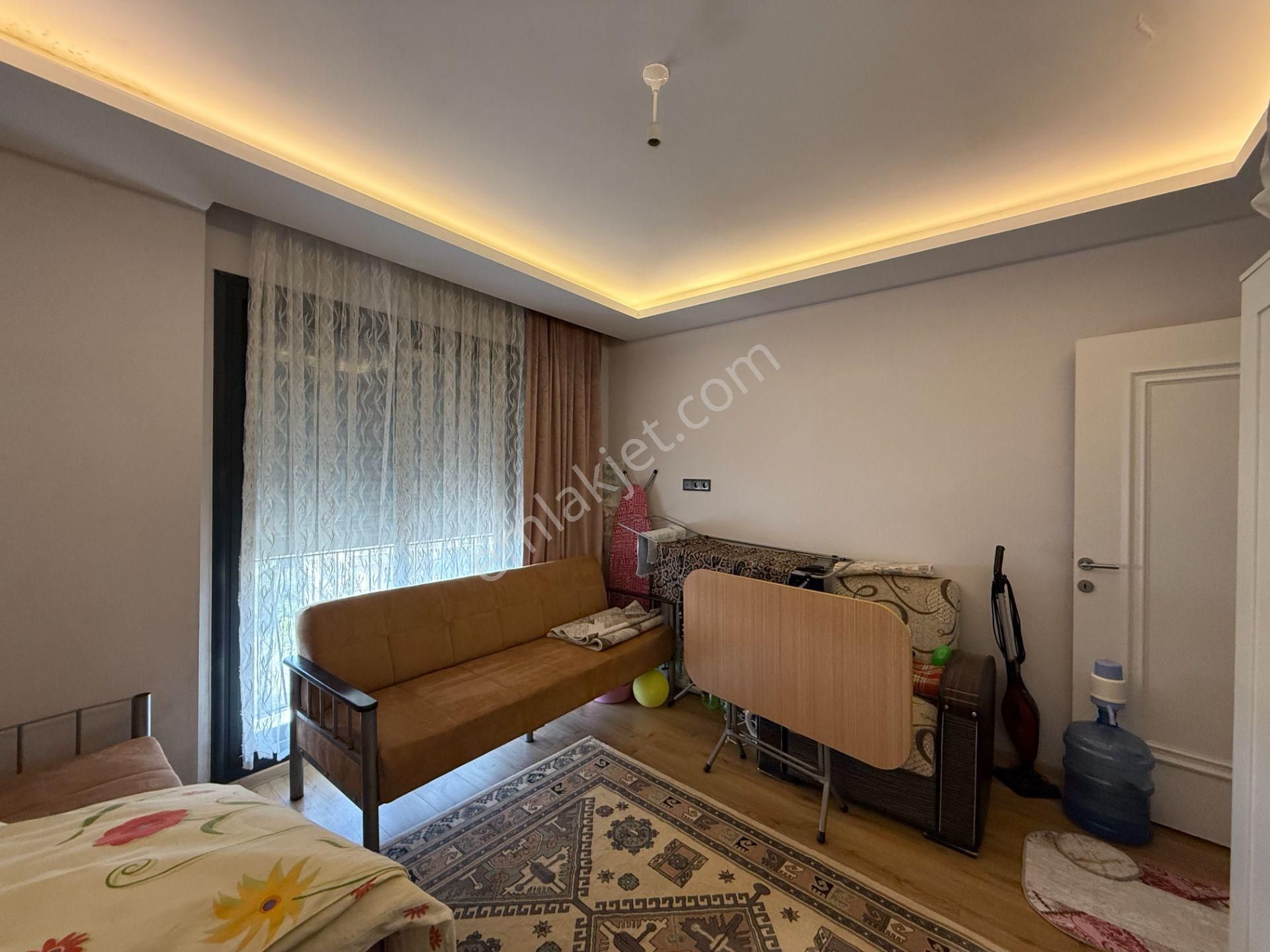 Seferihisar Camikebir Mahallesi – Merkezde, Satılık 1+1 Balkonlu Daire - Görsel 13