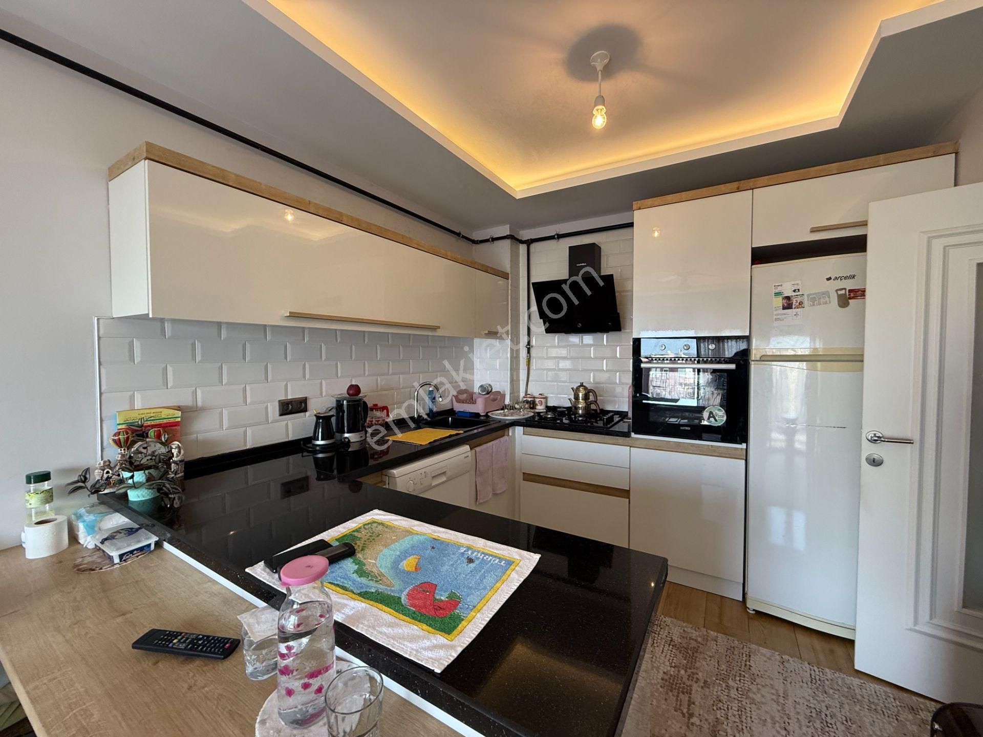 Seferihisar Camikebir Mahallesi – Merkezde, Satılık 1+1 Balkonlu Daire - Görsel 11