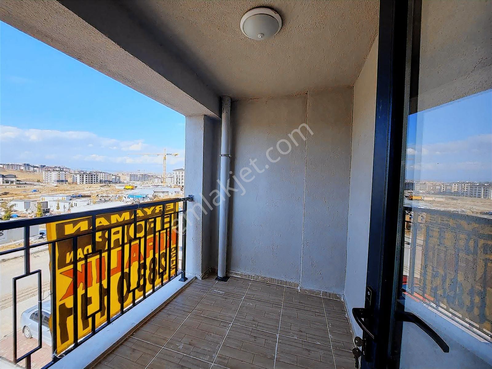 ''e.efor''dan Katta E.banyolu Sıfır Satılık 2+1 Daire - Görsel 3