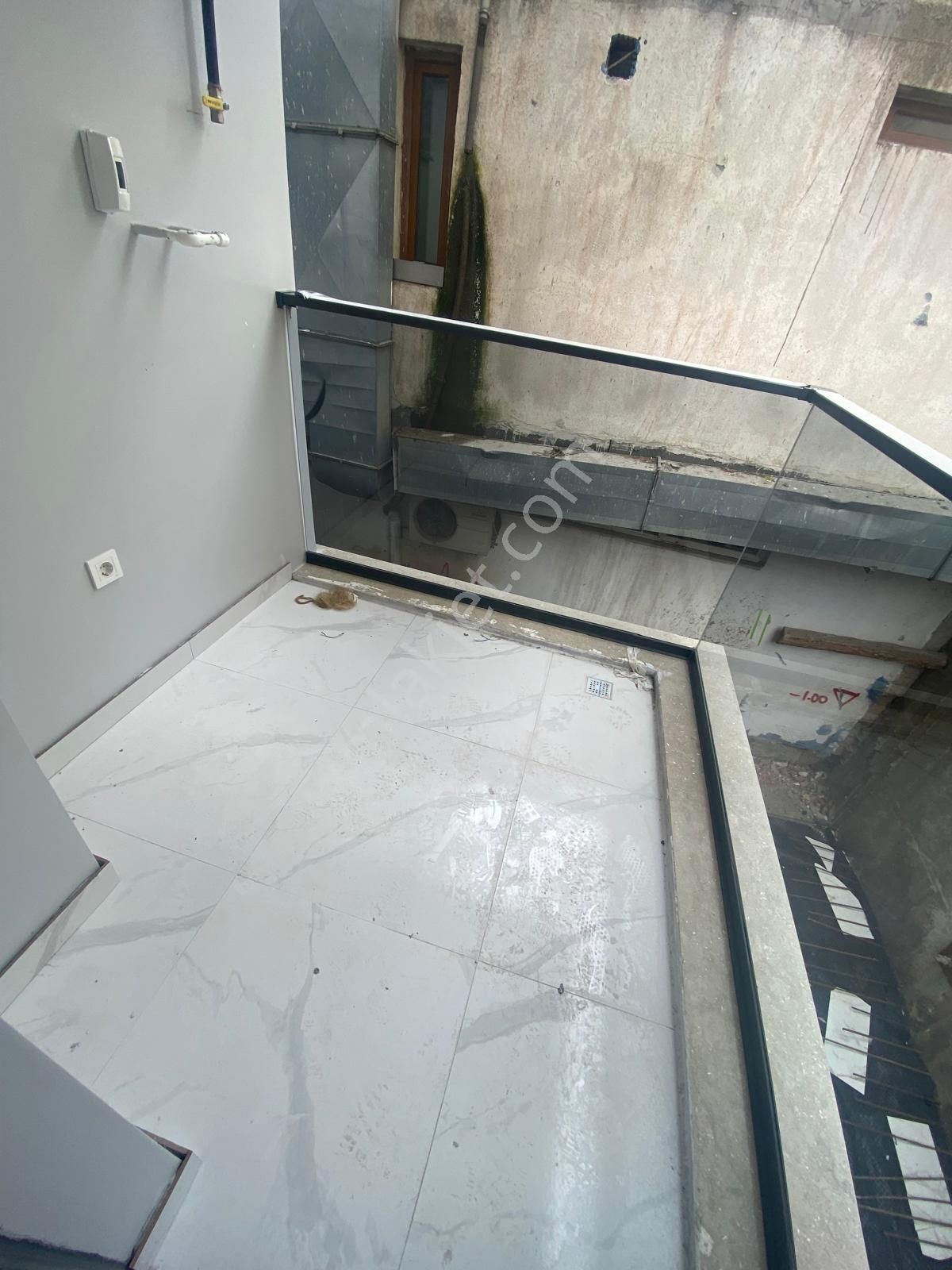 Adatepe Minibüs Yolu Üzerinde Sıfır Geniş 1+1 - Görsel 2