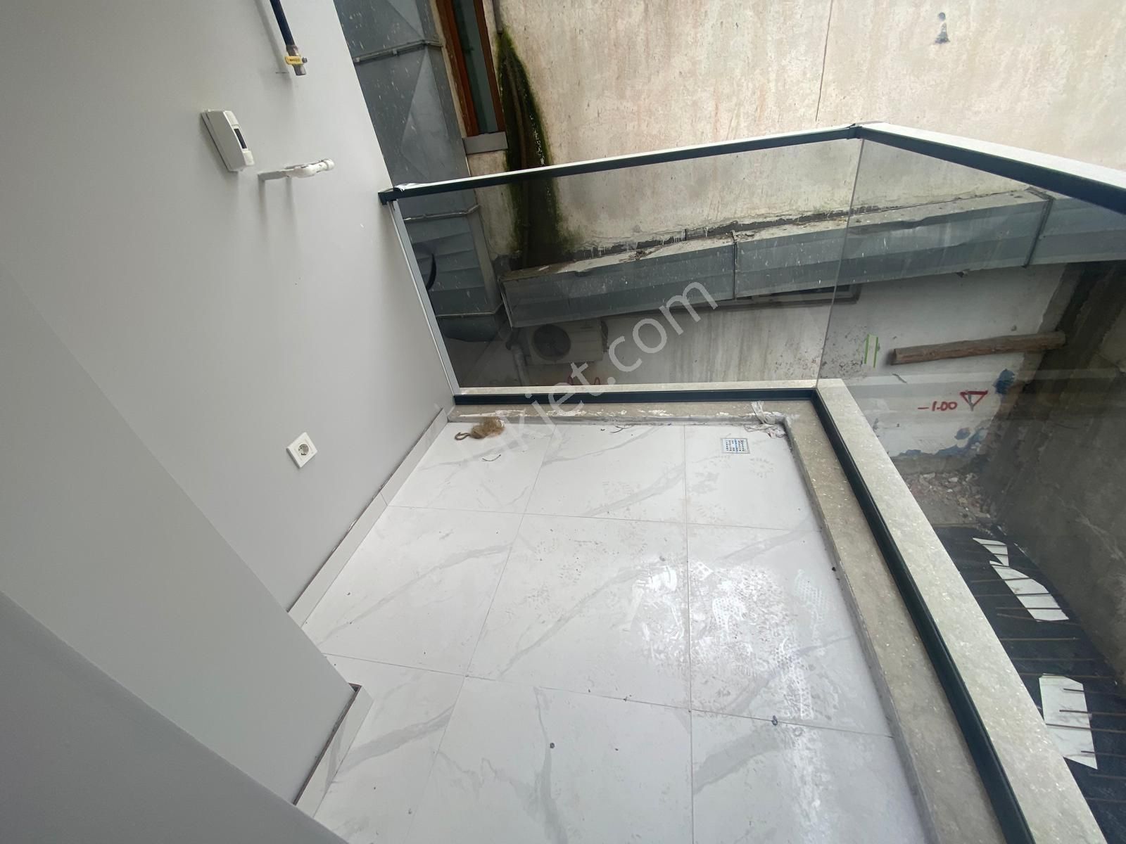 Adatepe Minibüs Yolu Üzerinde Sıfır Geniş 1+1 - Görsel 12