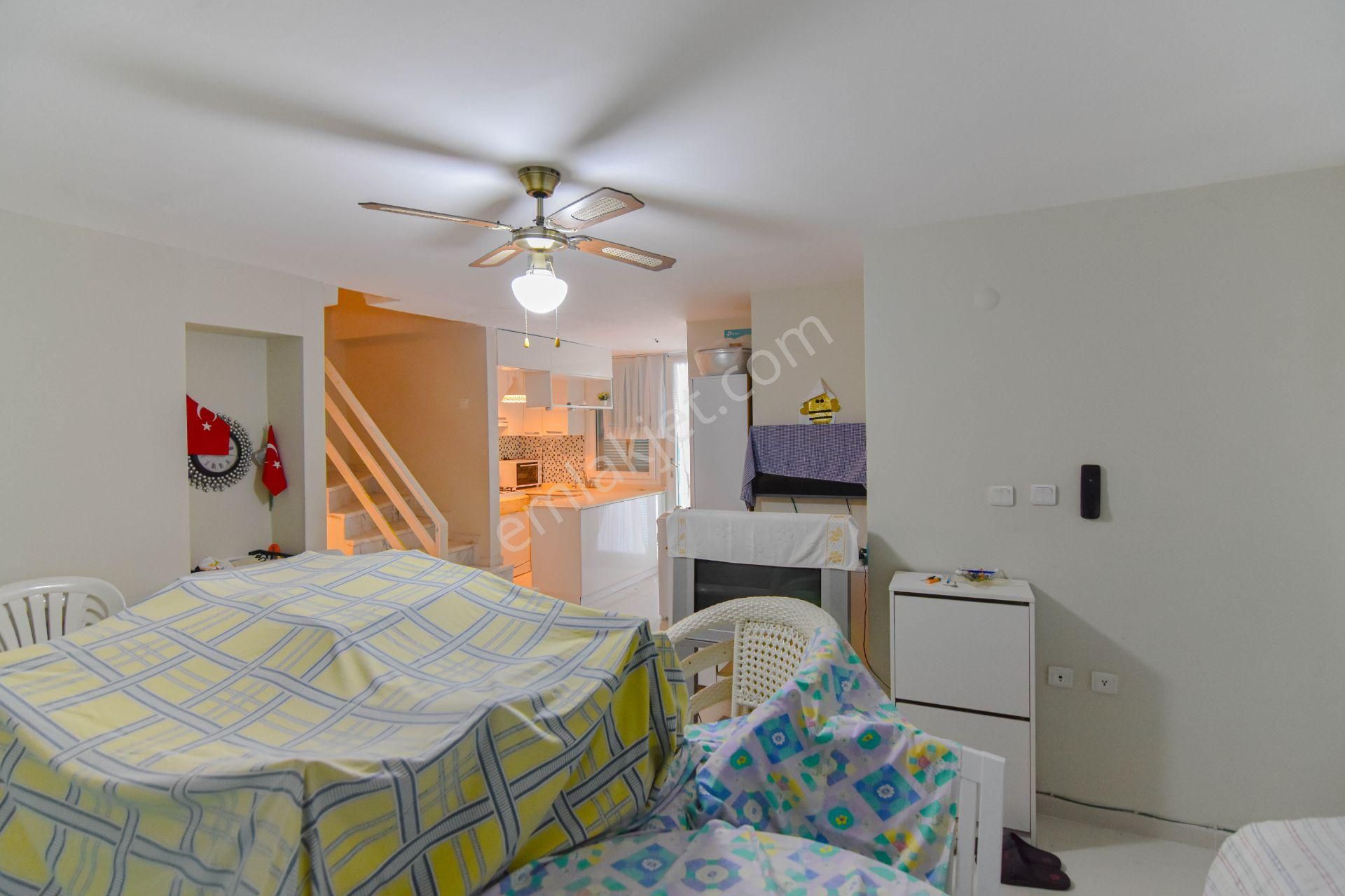 Kuşadası Davutlar'da Denize Yürüme Mesafesi'nde 4+1 Villa - Görsel 4