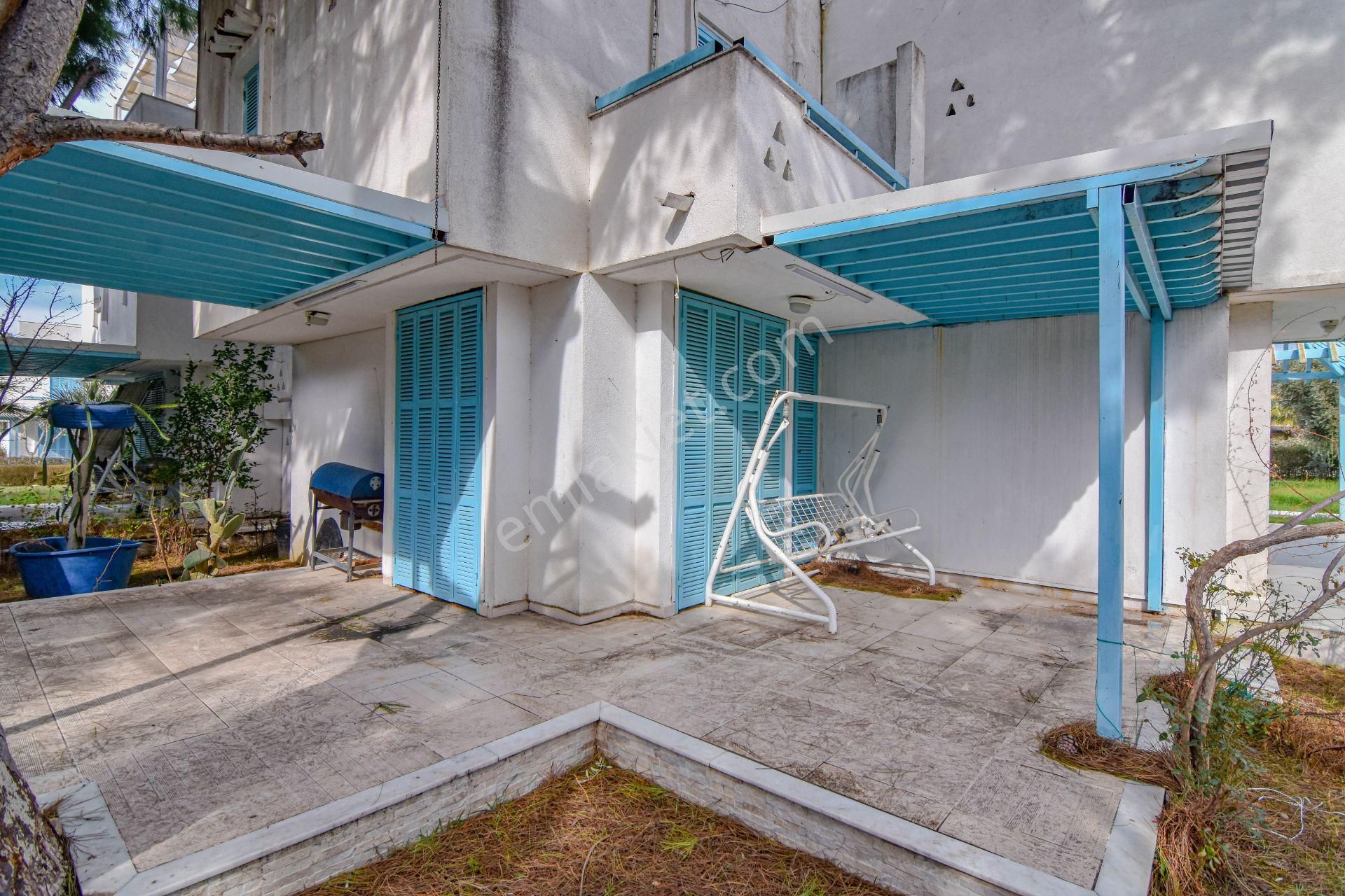 Kuşadası Davutlar'da Denize Yürüme Mesafesi'nde 4+1 Villa - Görsel 33