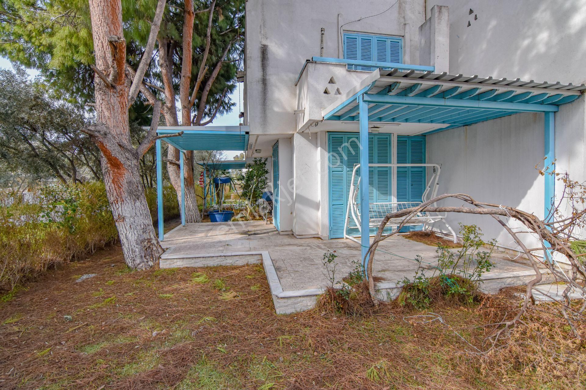 Kuşadası Davutlar'da Denize Yürüme Mesafesi'nde 4+1 Villa - Görsel 34