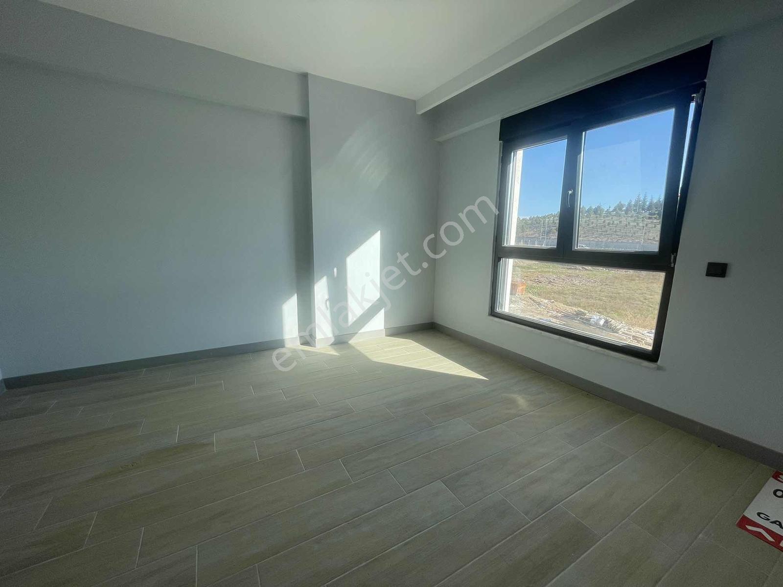 Ihlamurkent'de Kapalı Özel Havuzlu 5+1 Site İçi Lüks Villa - Görsel 27