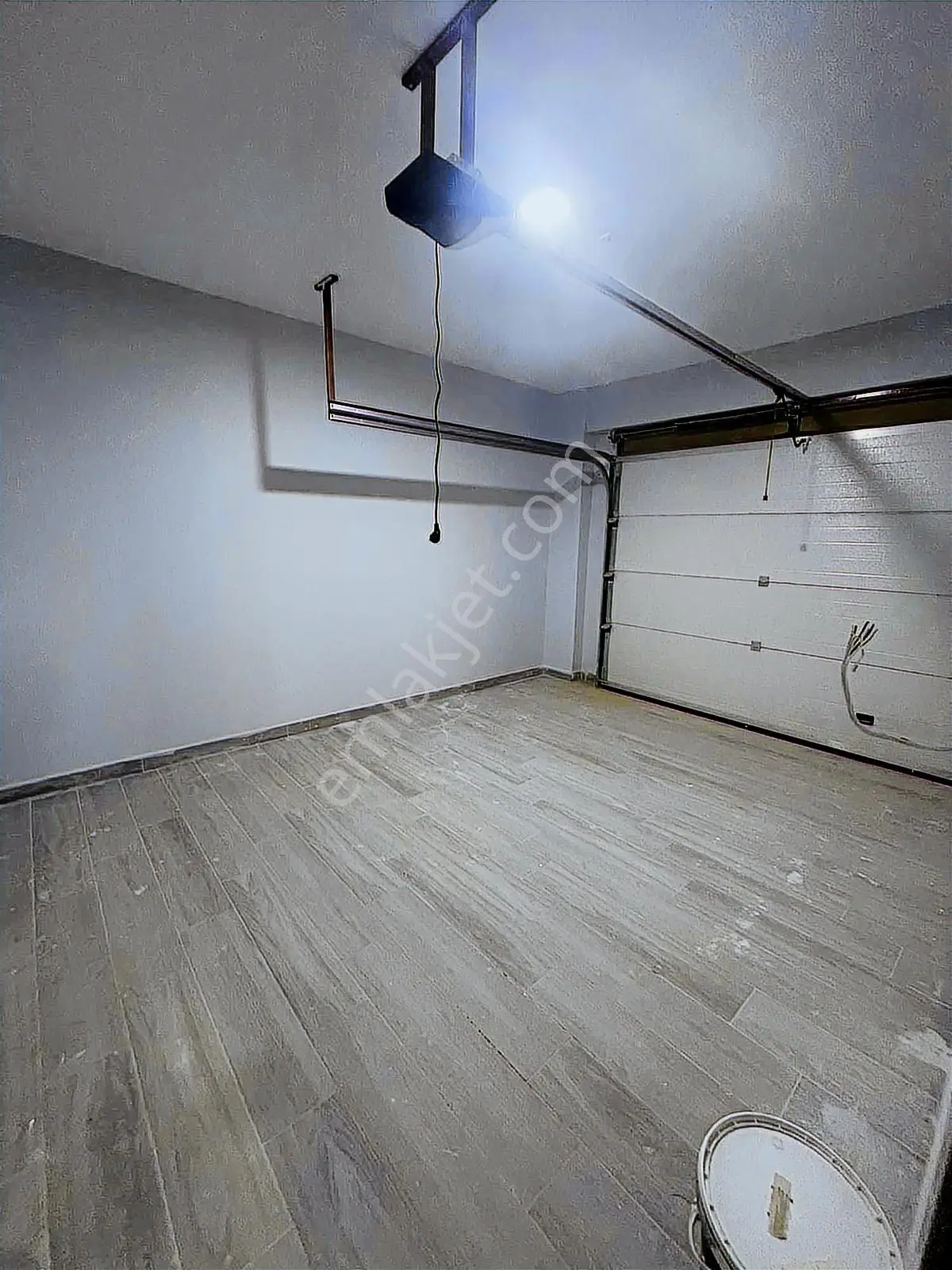 Ihlamurkent'de Kapalı Özel Havuzlu 5+1 Site İçi Lüks Villa - Görsel 14