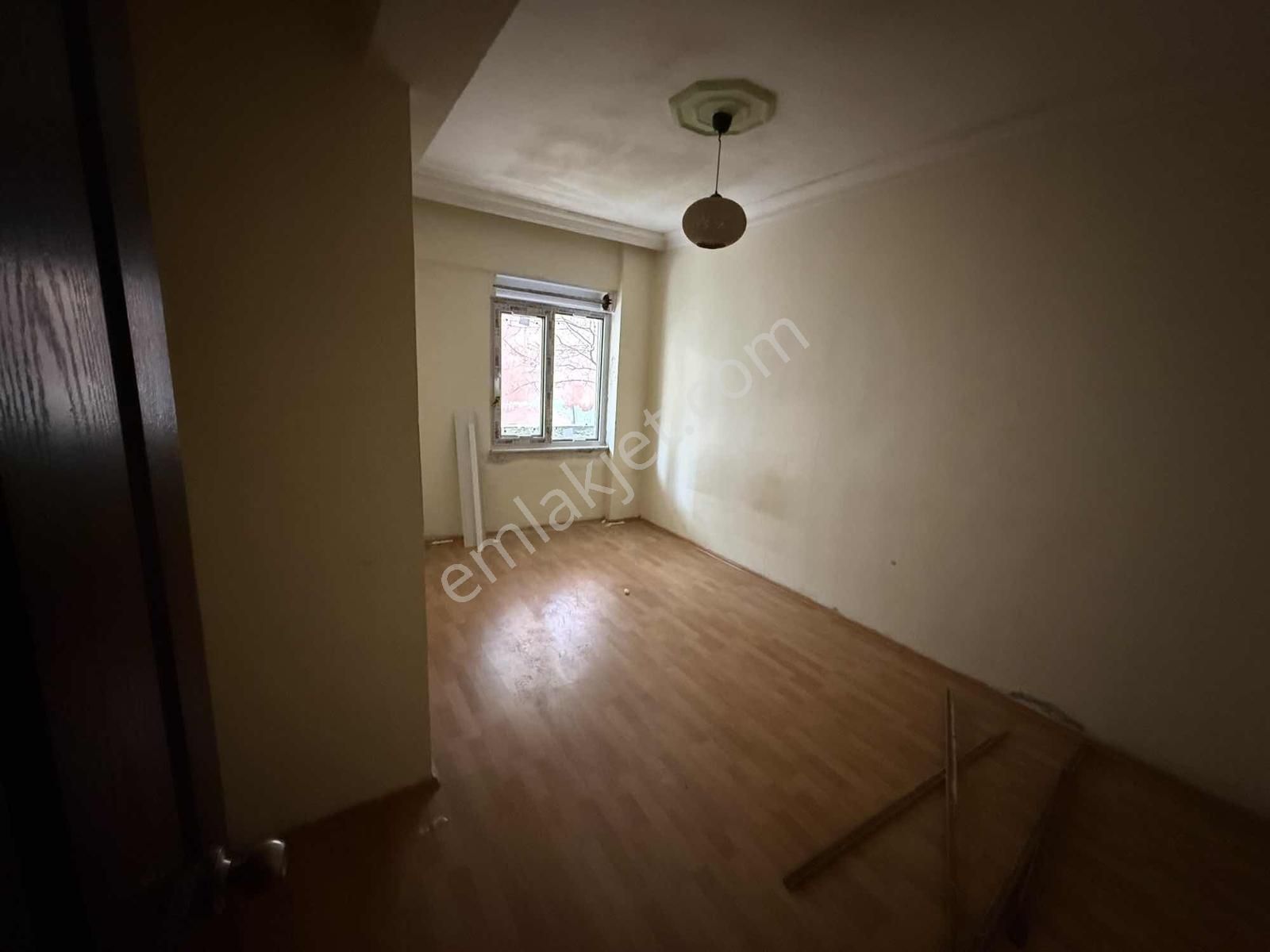 Atatürk Mahallesinde 2+1 Giriş Kat İçi Yapılı Ayrı Mutfaklı - Görsel 18