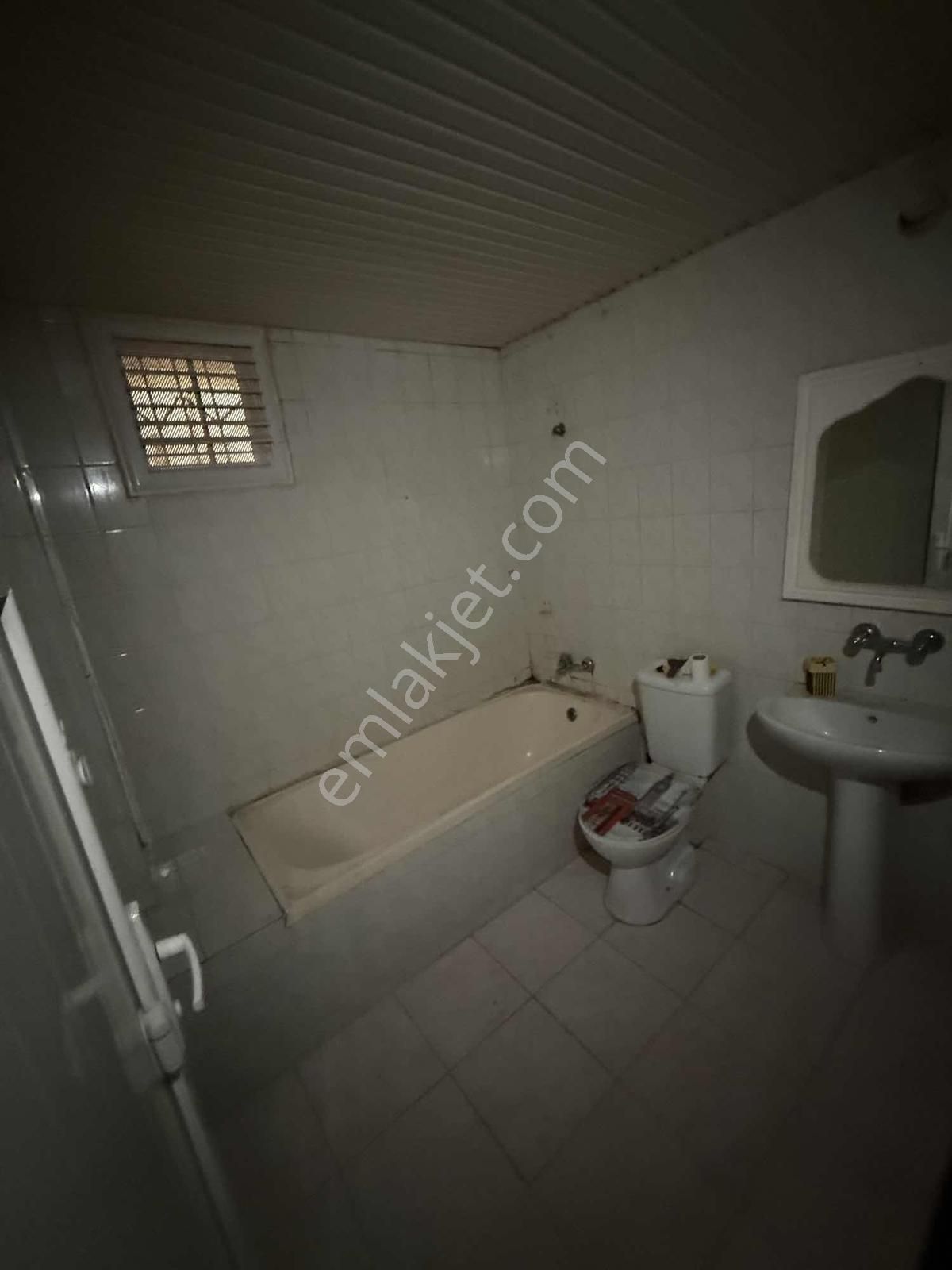 Atatürk Mahallesinde 2+1 Giriş Kat İçi Yapılı Ayrı Mutfaklı - Görsel 31