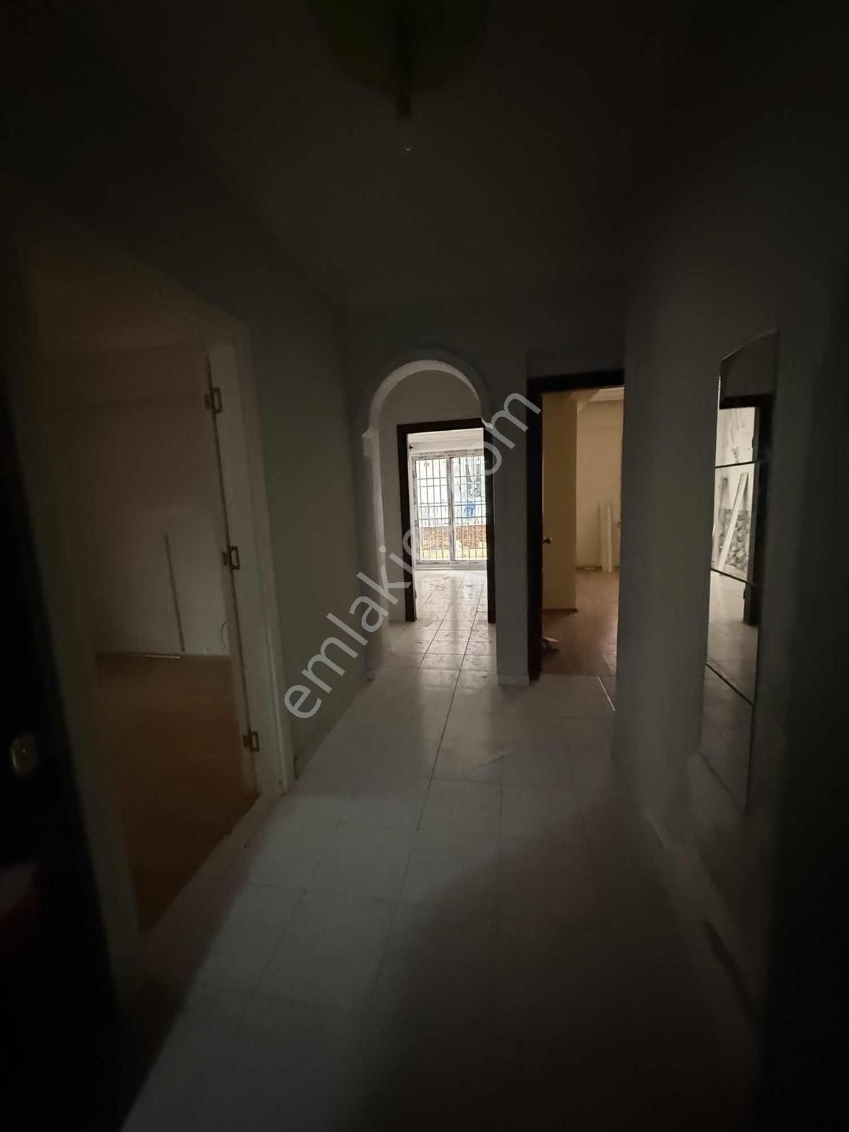 Atatürk Mahallesinde 2+1 Giriş Kat İçi Yapılı Ayrı Mutfaklı - Görsel 34