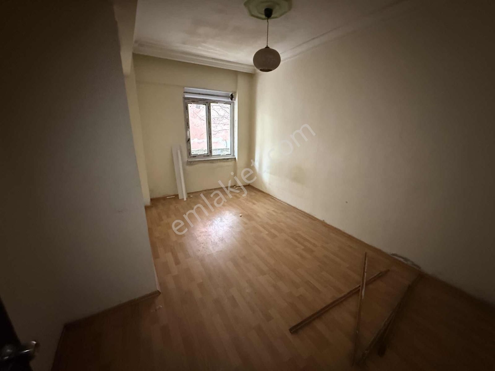 Atatürk Mahallesinde 2+1 Giriş Kat İçi Yapılı Ayrı Mutfaklı - Görsel 13