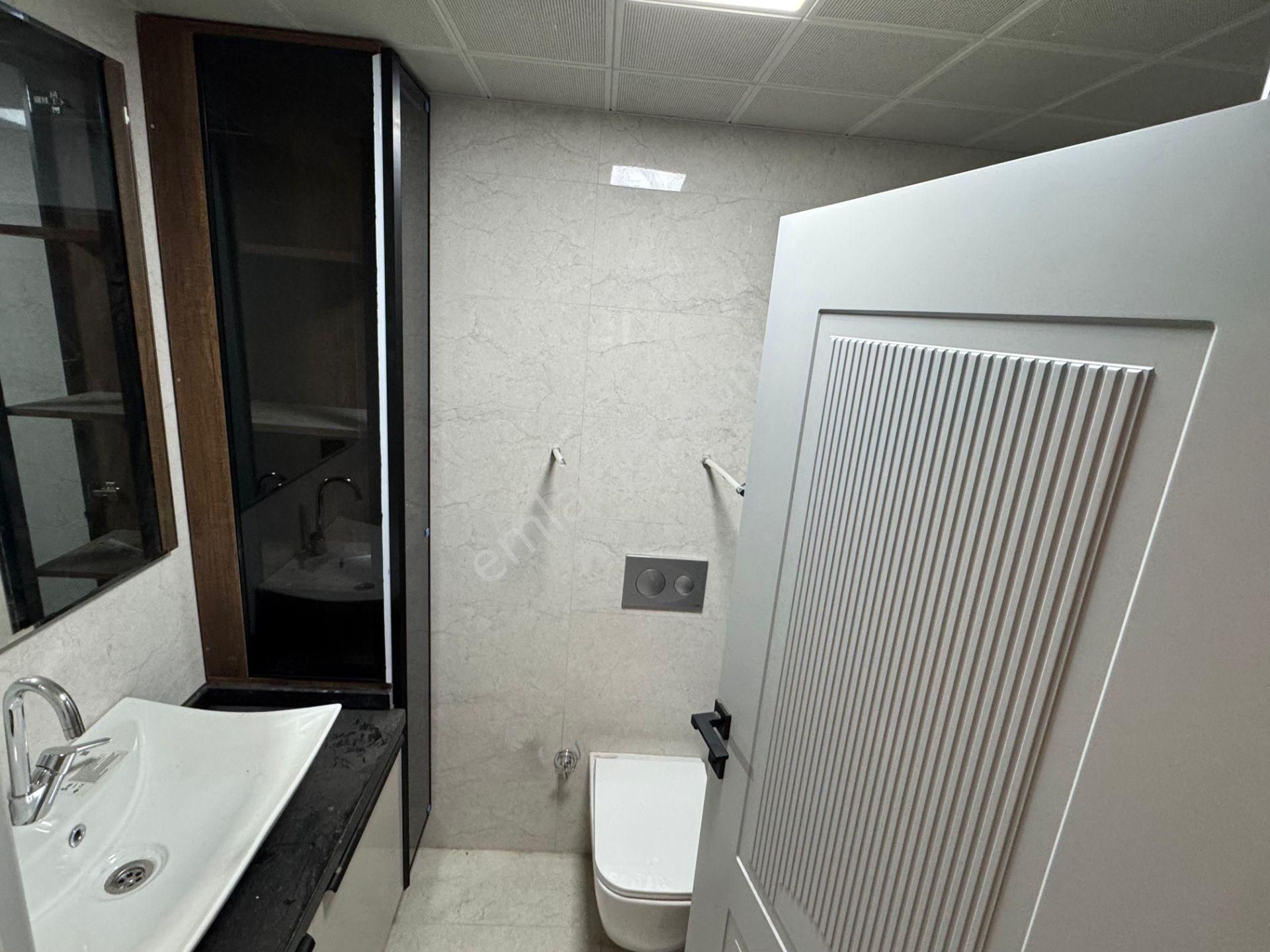 Atatürk Mahallesinde 3+1 Katta Sıfır Lüx Yapılı Daire! - Görsel 32