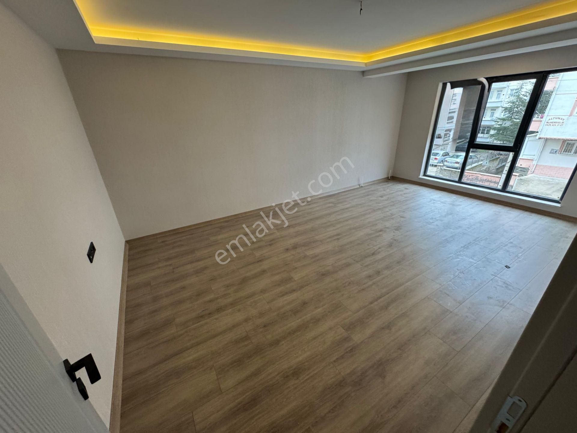 Atatürk Mahallesinde 3+1 Katta Sıfır Lüx Yapılı Daire! - Görsel 9