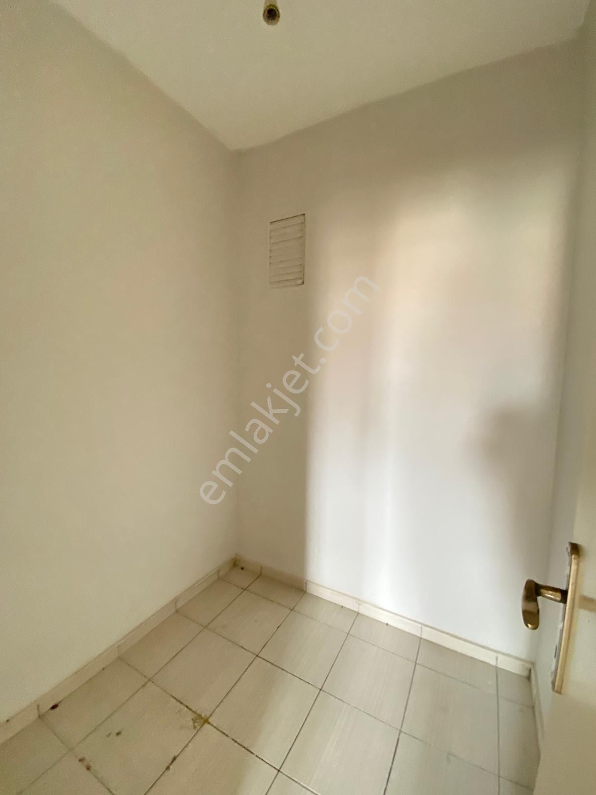 Elisa Gyo/ildem Avm Yakını Hemen Oturulur 3+1 İldem C Dairesi - Görsel 8