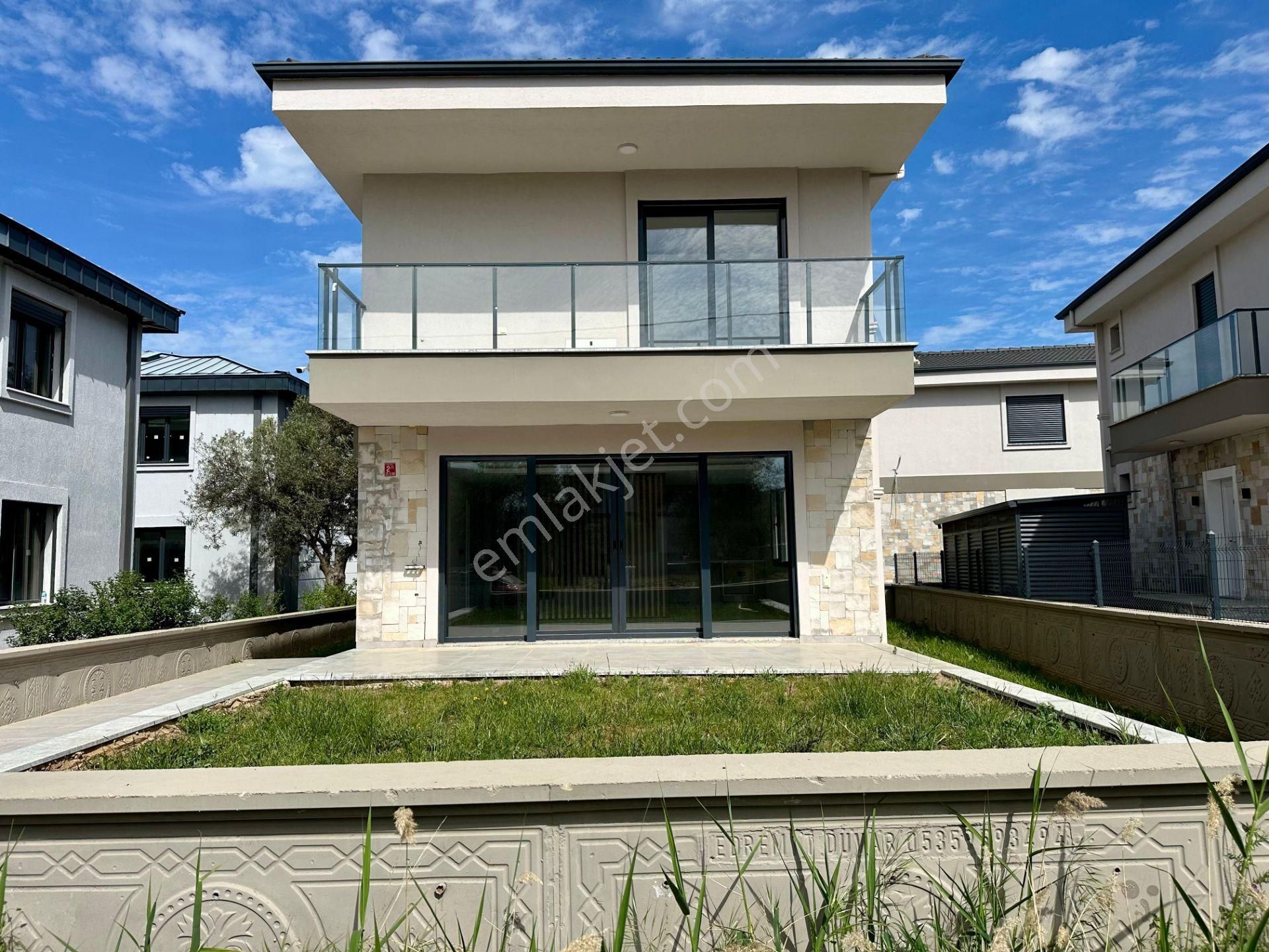 ꧁akçay Ay Emlak'tan꧂pelitköy'de Muhteşem Konumlu Denize Sadece 100 Mt Satılık 4+1 Tam Müstakil - Görsel 2