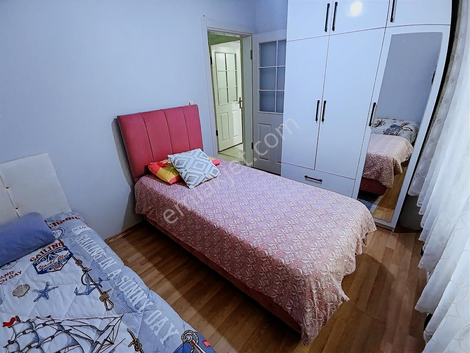 Metro Yakın 19 Yaşında 3+1 Odalı Satılık Bahçe Kat Daire - Görsel 22