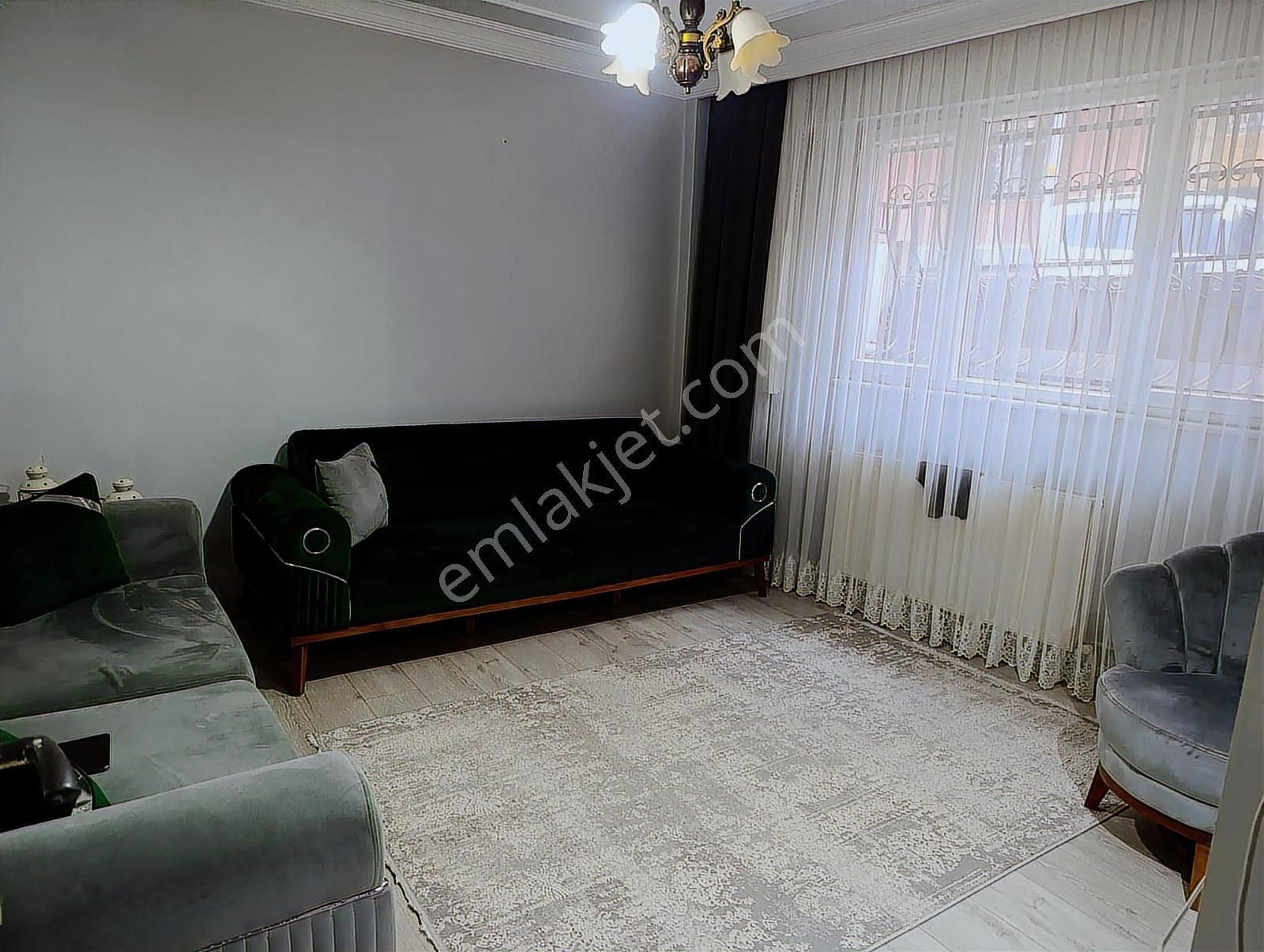 Metro Yakın 19 Yaşında 3+1 Odalı Satılık Bahçe Kat Daire - Görsel 33