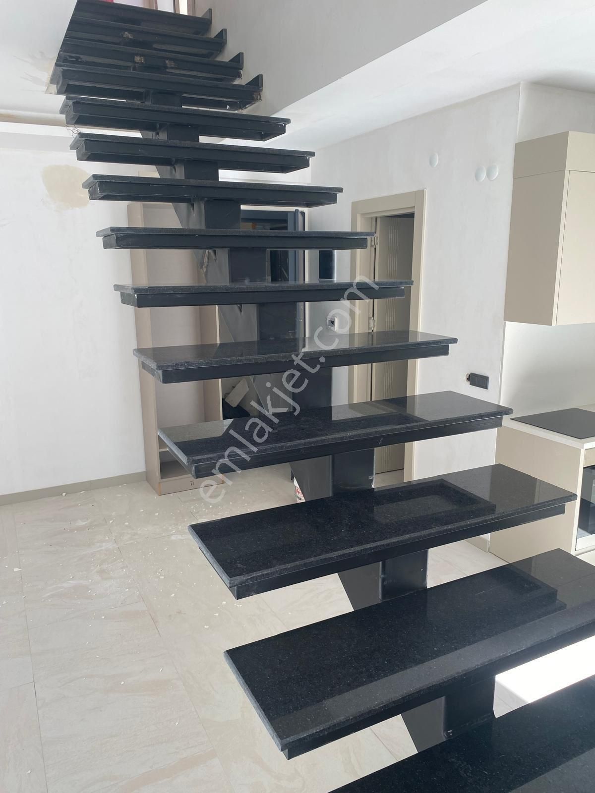 Marina Bölgesinde Kaçırılmayacak 2+1 Dubleks Satılık Daire - Görsel 9