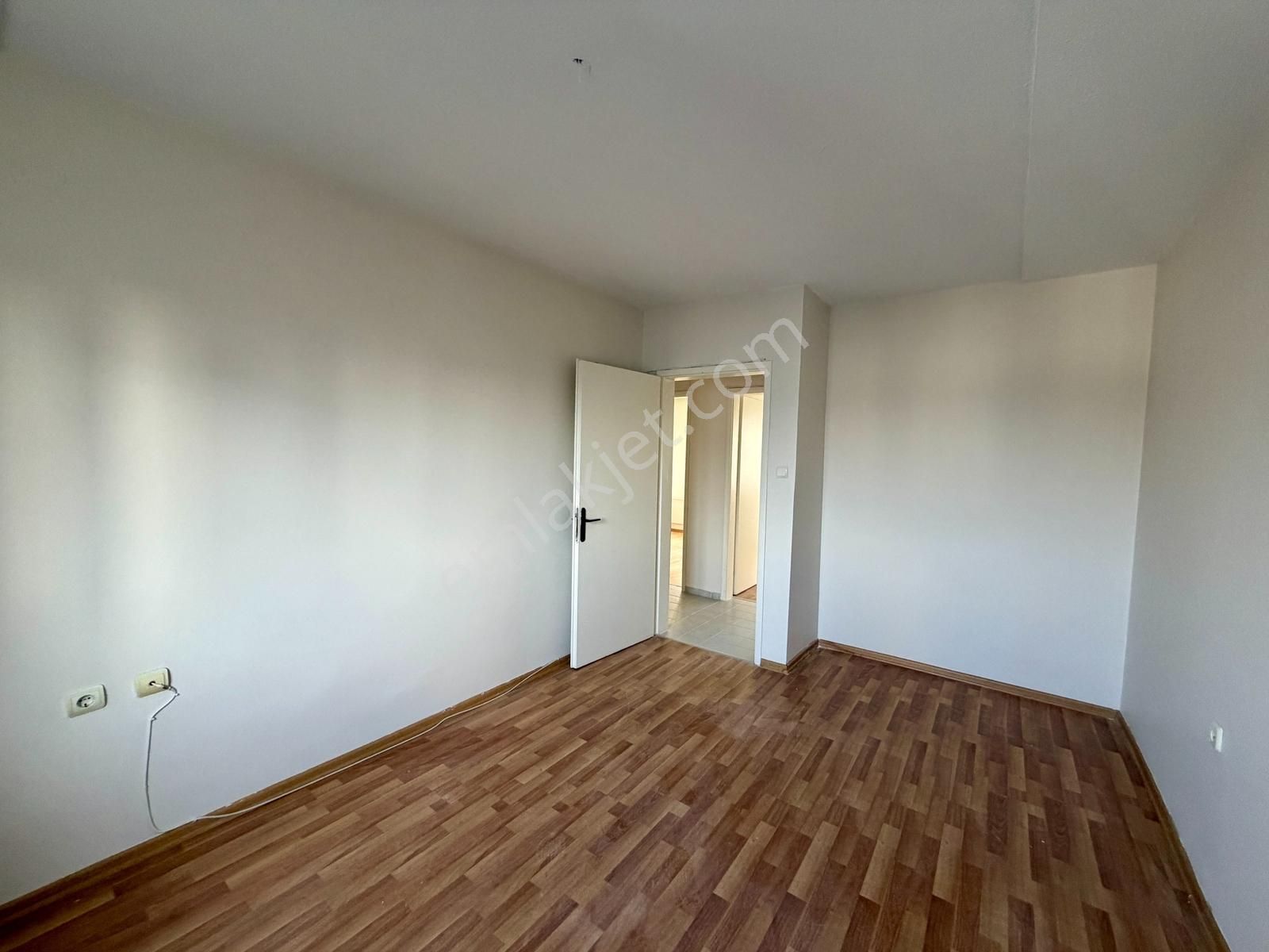 Ayazağa Oyak Sitesi Çift Cepheli Ferah 3+1 Kiralık Remax Astyle - Görsel 6