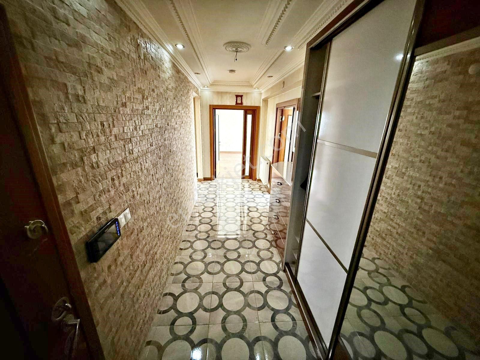 Gold Emlaktan Etlikte Yozgat Bulvarı Üzeri 30m2mutfak Geniş Ferah Yapılı Asansörlü Satılık 4+1dublex - Görsel 21