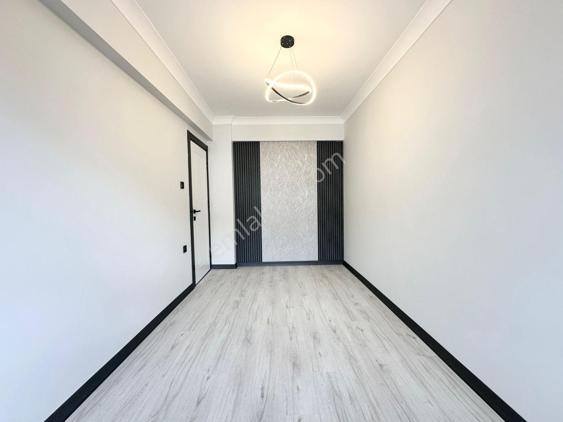 ꧁ay Emlaktan꧂akçay Merkezde Denize 300 Mt Ön Cephe Arakat İçi Komple Yapılı Satılık 2+1 Lüks Daire - Görsel 16