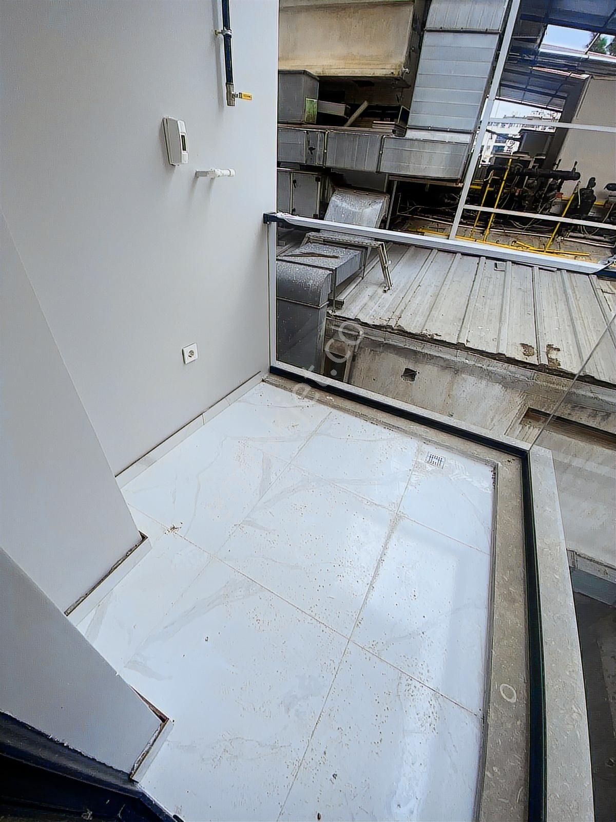 Adatepe Minibüs Yolu Üzerinde 2+1 Sıfır Geniş Daire - Görsel 26