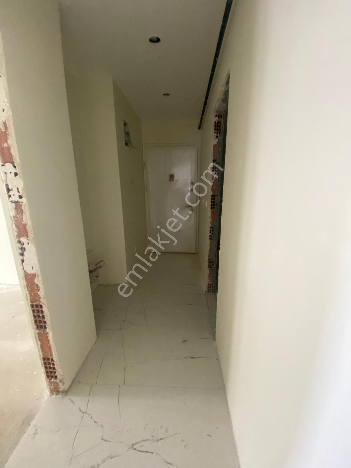 Adatepe Minibüs Yolu Üzerinde 2+1 Sıfır Geniş Daire - Görsel 27