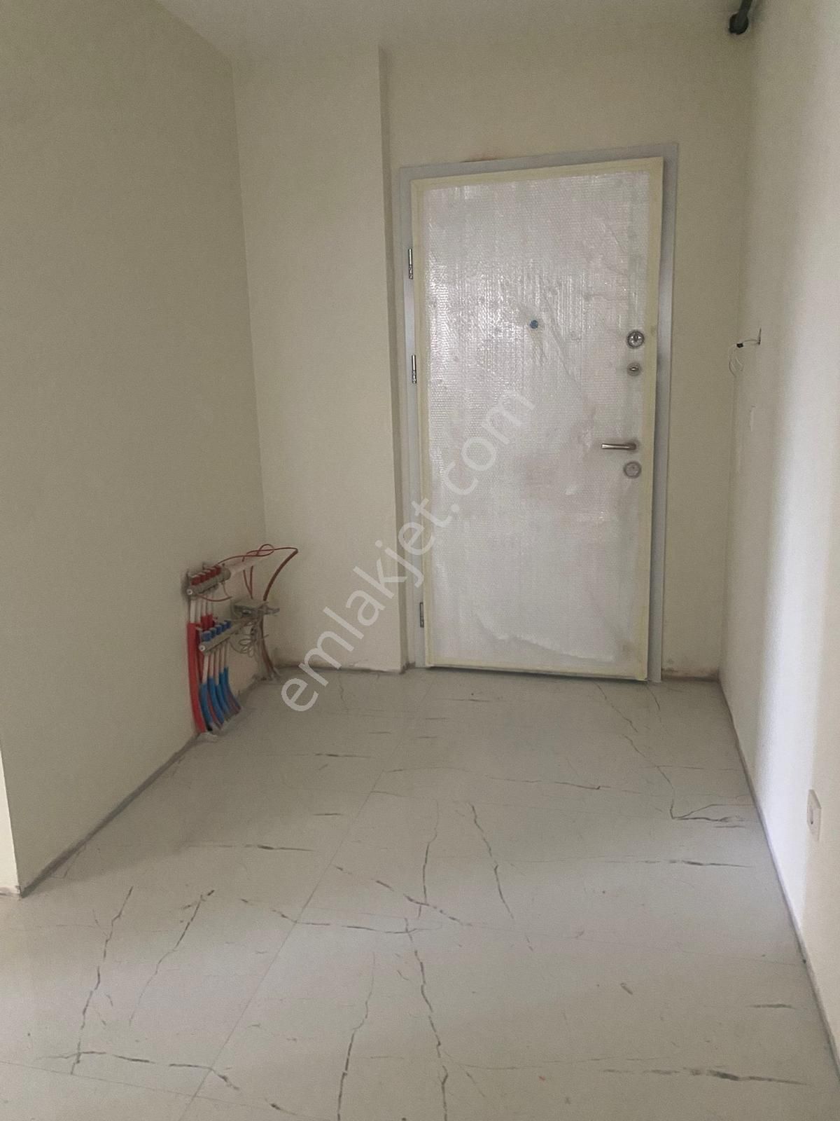 Adatepe Minibüs Yolu Üzerinde 2+1 Sıfır Geniş Daire - Görsel 17