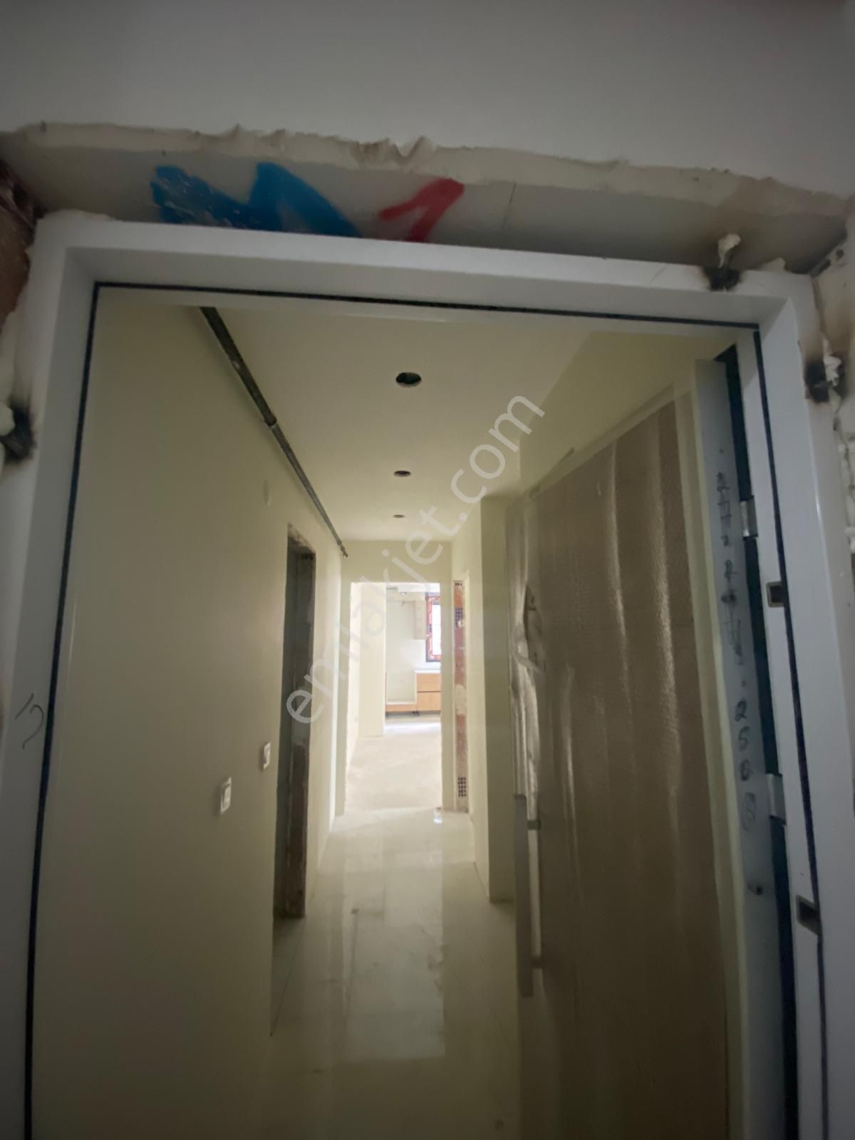 Adatepe Minibüs Yolu Üzerinde 2+1 Sıfır Geniş Daire - Görsel 23