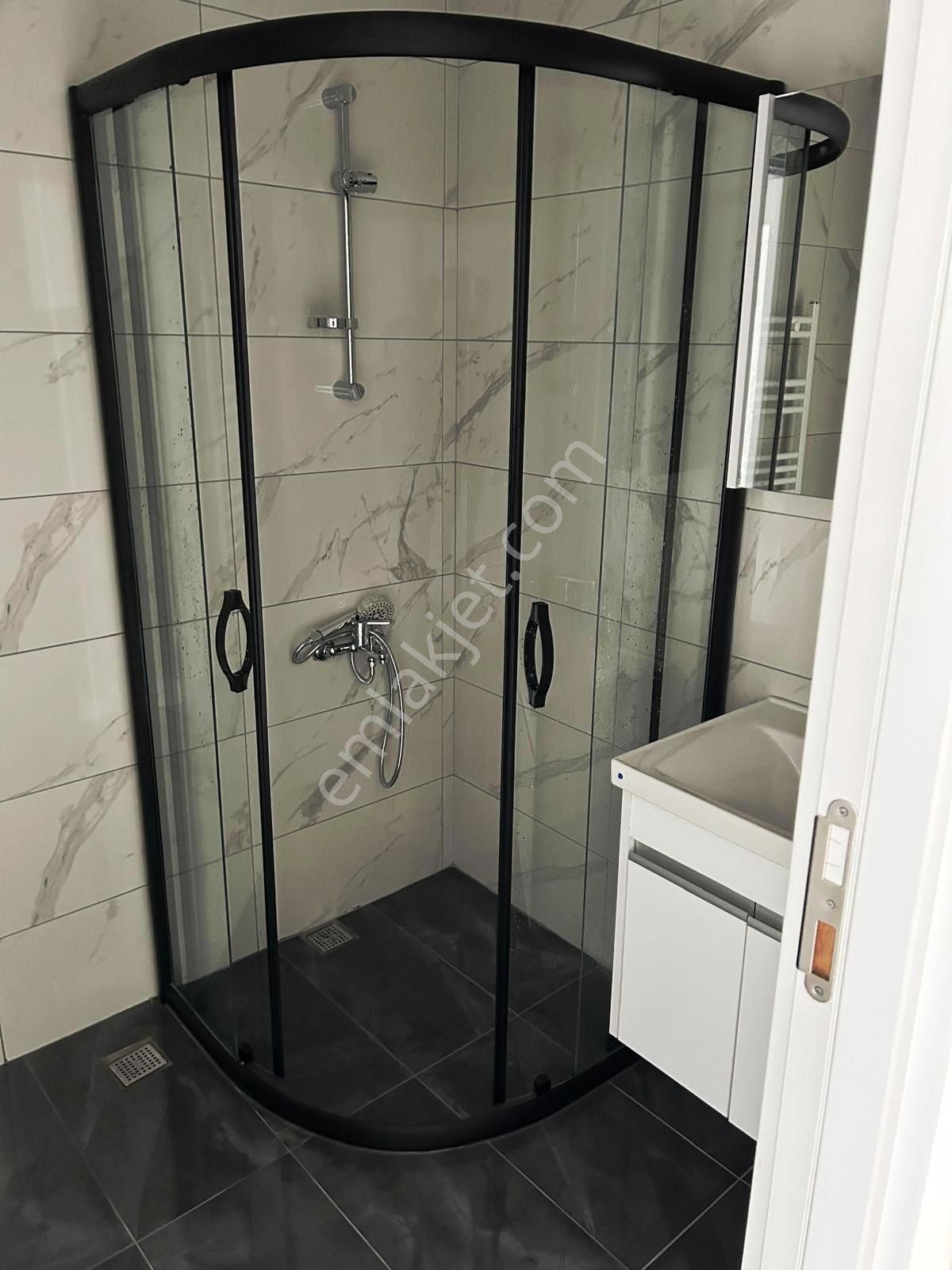 Tramvaya Yakın 4 Yıllık Binada 3+2 Dubleks Satılık Daire - Görsel 6