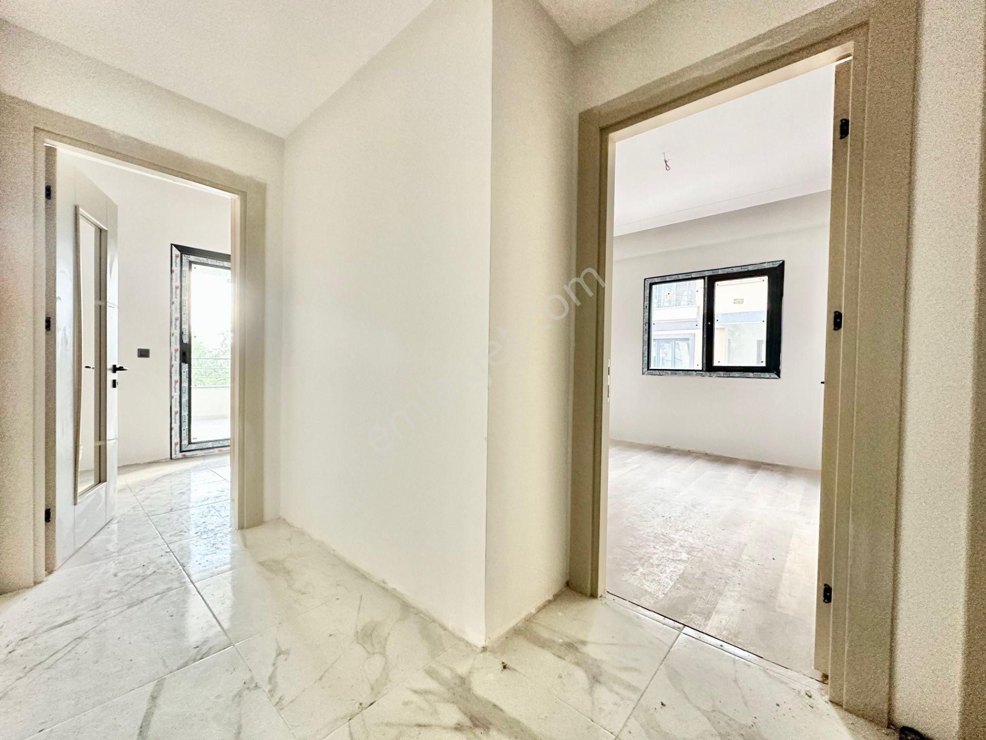 ꧁ay Emlaktan꧂avcılar'da Yüzme Havuzlu Lüks Butik Sitede Denize Sadece 300 Mt Satılık 2+1 Daire - Görsel 23