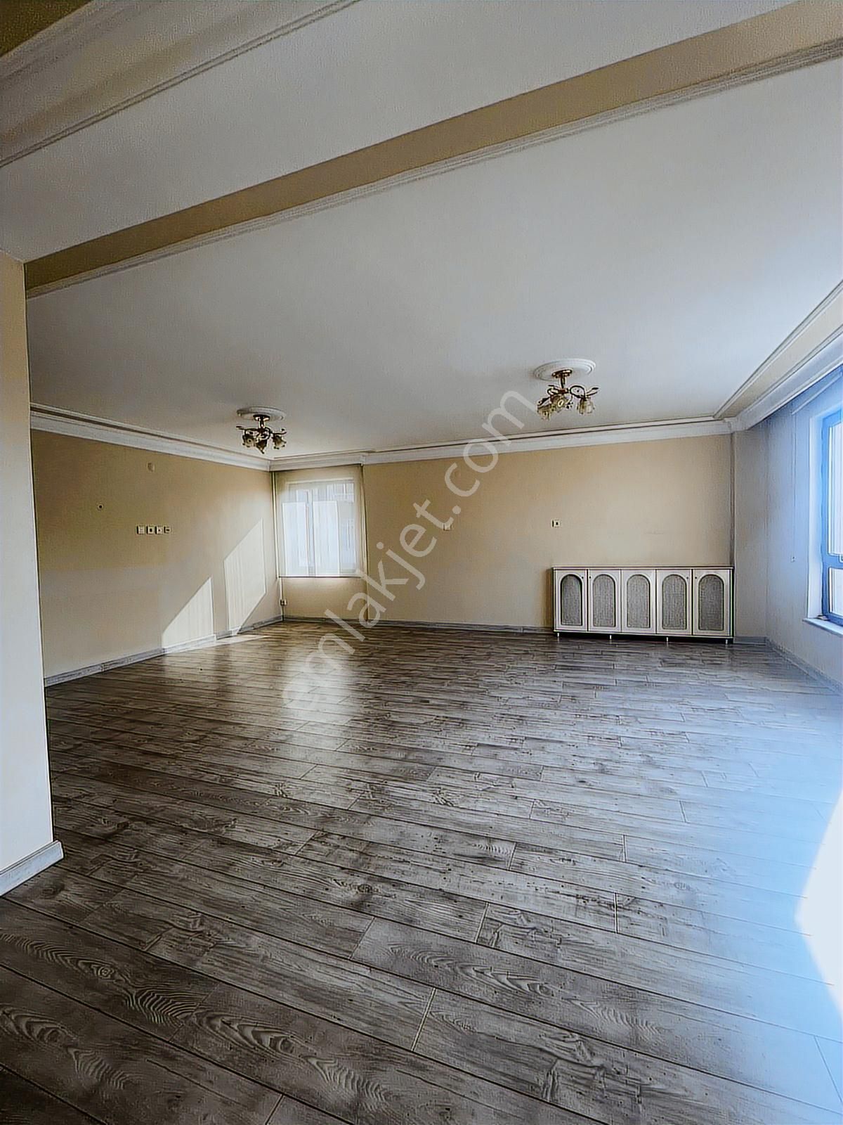 Alpaslan Mh 240 M2 4+1 Ultra Geniş Kiralık Daire - Görsel 18