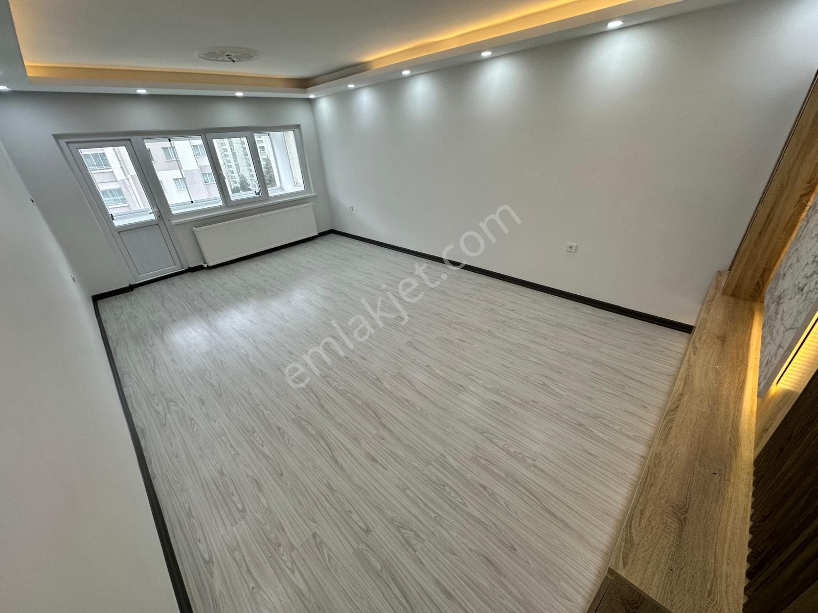 Batı Adliyesi Yakını Site İçerisinde Çift Asansörlü Ful Yapılı 3+1 Satılık Daire - Görsel 6