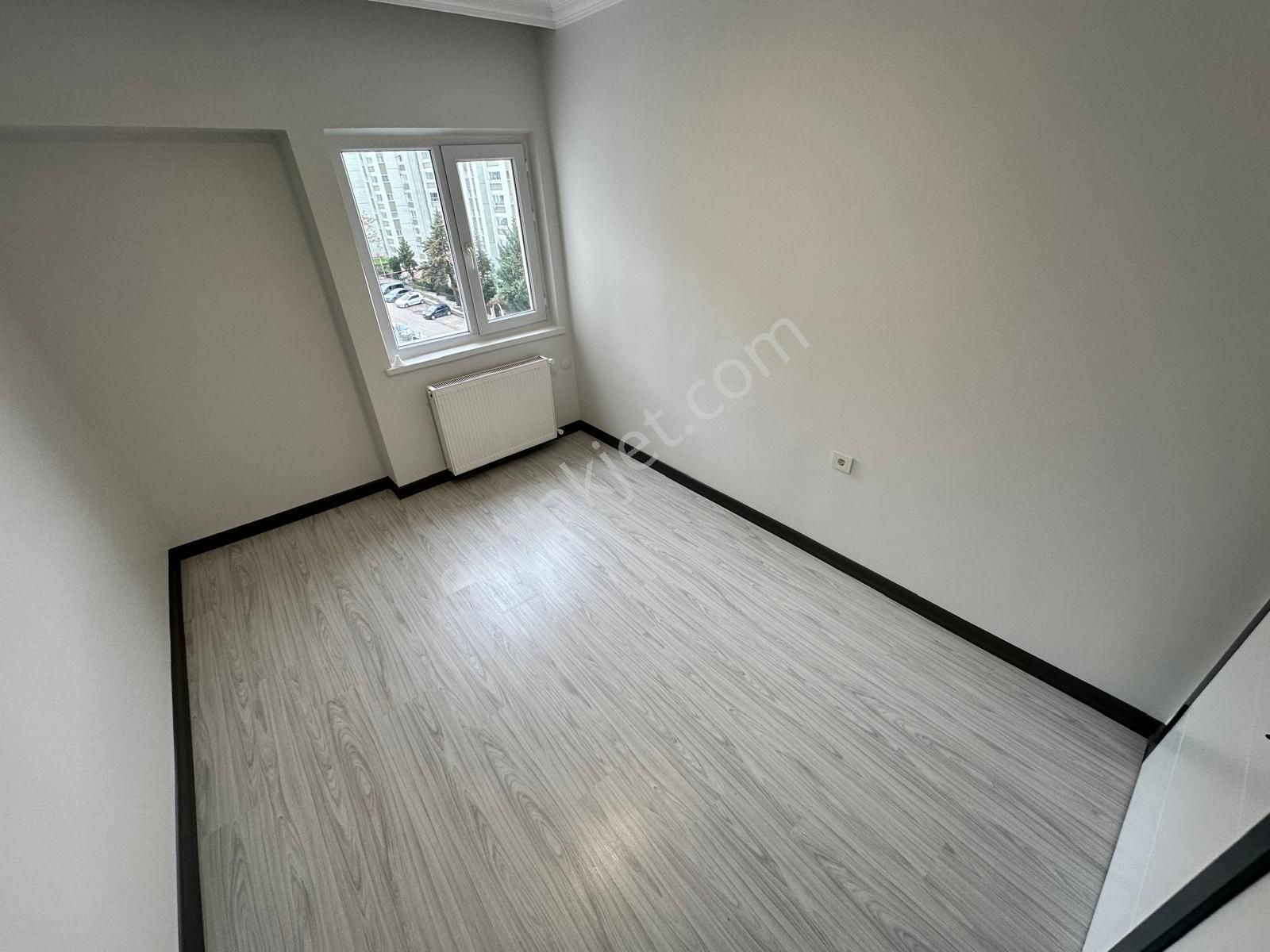 Batı Adliyesi Yakını Site İçerisinde Çift Asansörlü Ful Yapılı 3+1 Satılık Daire - Görsel 15