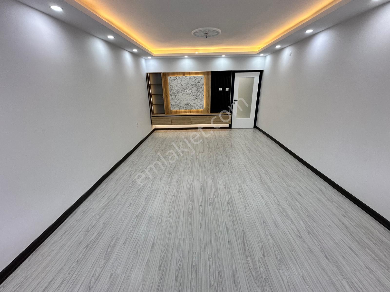 Batı Adliyesi Yakını Site İçerisinde Çift Asansörlü Ful Yapılı 3+1 Satılık Daire - Görsel 20