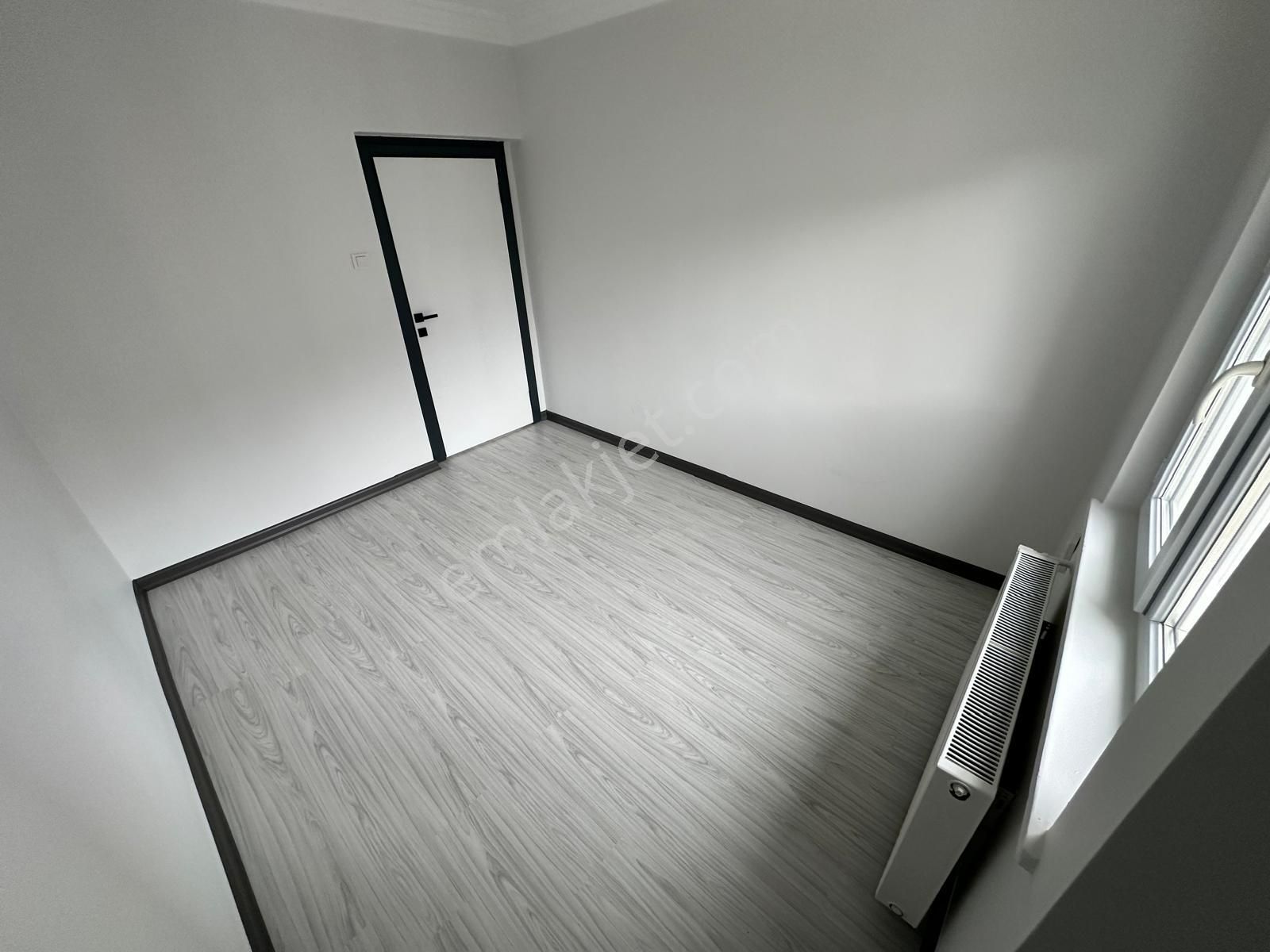 Batı Adliyesi Yakını Site İçerisinde Çift Asansörlü Ful Yapılı 3+1 Satılık Daire - Görsel 23