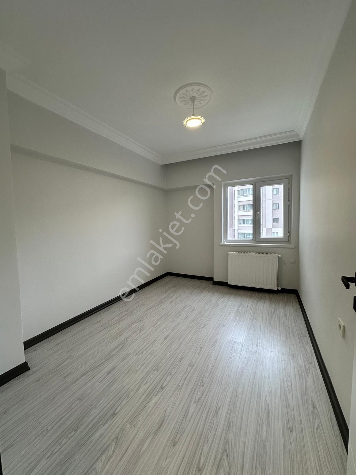 Batı Adliyesi Yakını Site İçerisinde Çift Asansörlü Ful Yapılı 3+1 Satılık Daire - Görsel 13