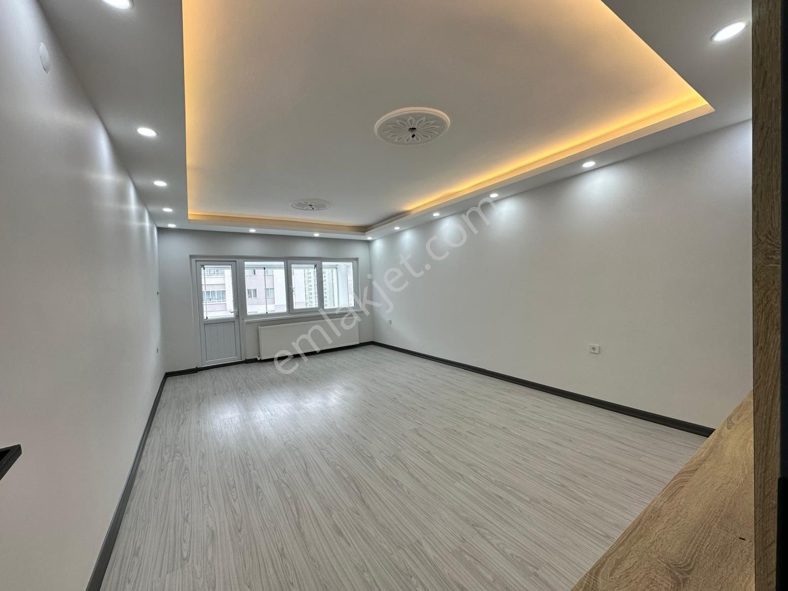 Batı Adliyesi Yakını Site İçerisinde Çift Asansörlü Ful Yapılı 3+1 Satılık Daire - Görsel 5