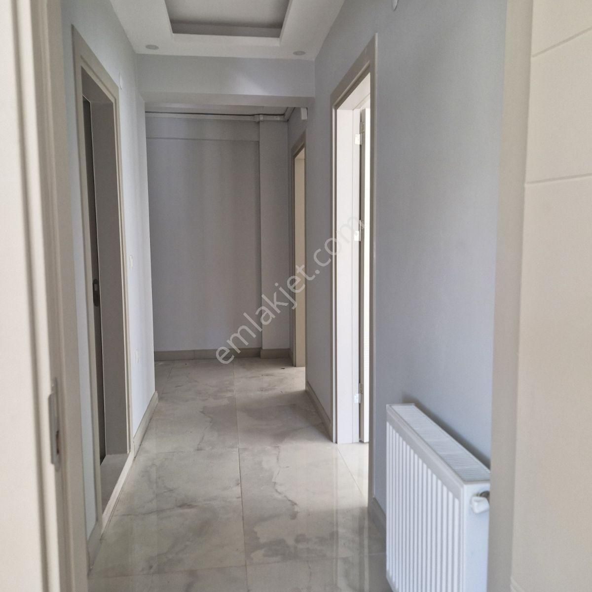 Fatih Mah.kiralık 3+1 Doğalgazlı Daire - Görsel 3