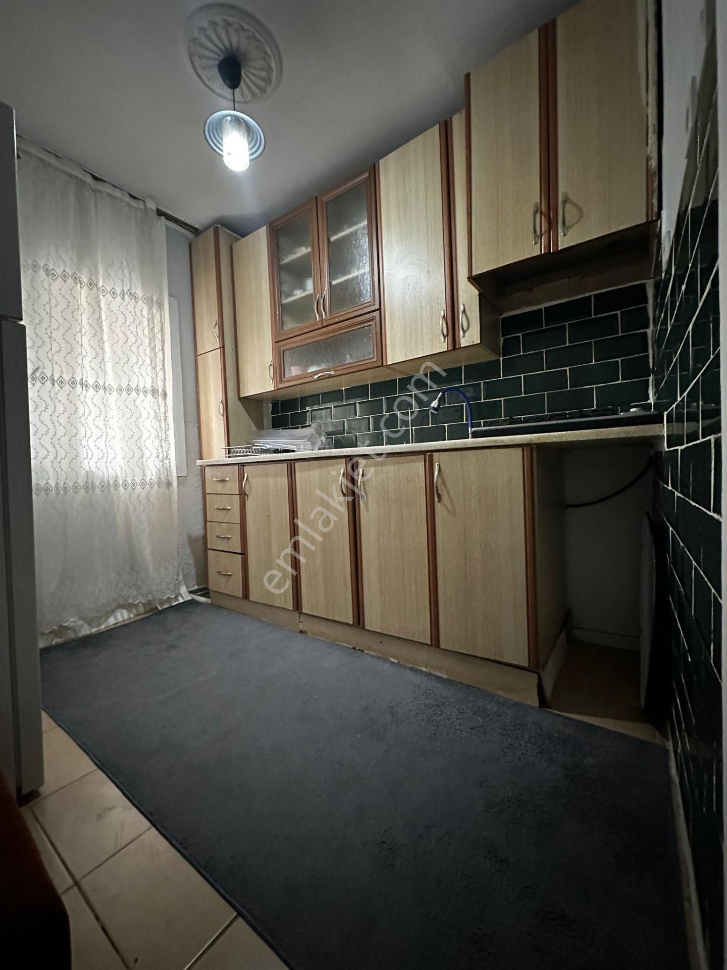 Turgutlu Satılık Mustafa Kemal Mah 90m2 2+1 Oda Köşe Zemin Kat Aydınlık Daire