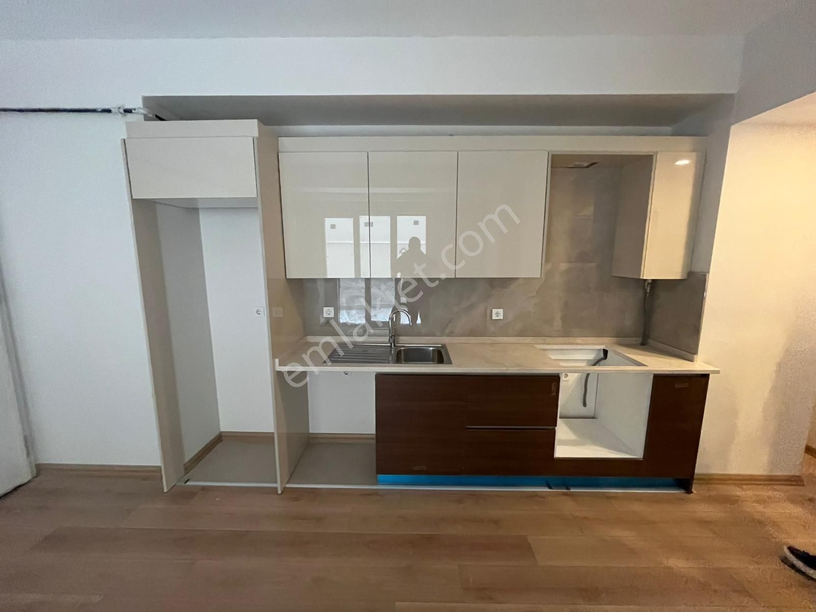 ▃artemin▃altıntepe'de Marmaray'a Yakın Bahçe Teraslı 55m² 1+1! - Görsel 9
