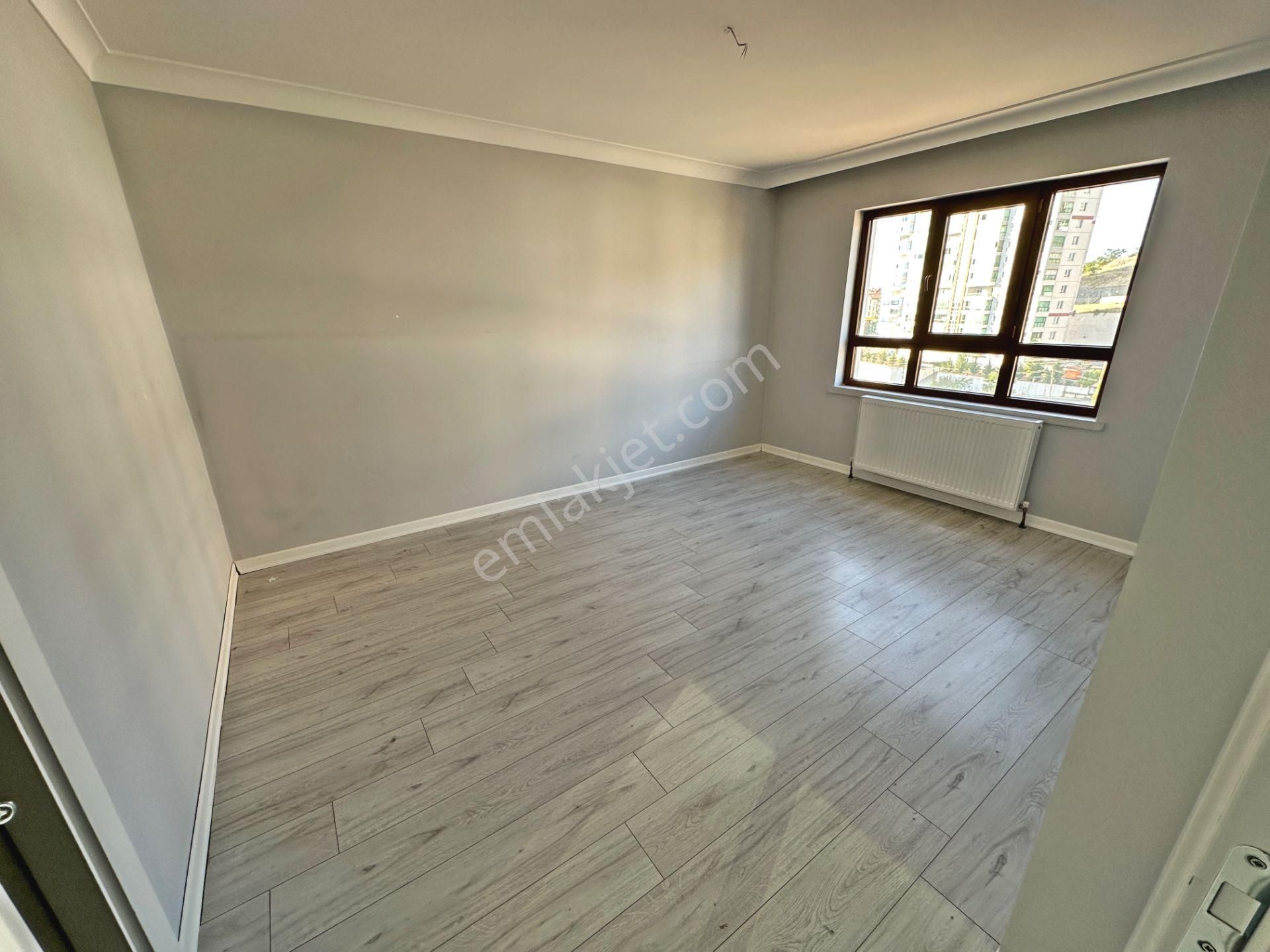 Hürel Mahallesinde Site İçinde Manzaralı Önü Açık 4+1 Satılık Daire - Görsel 24