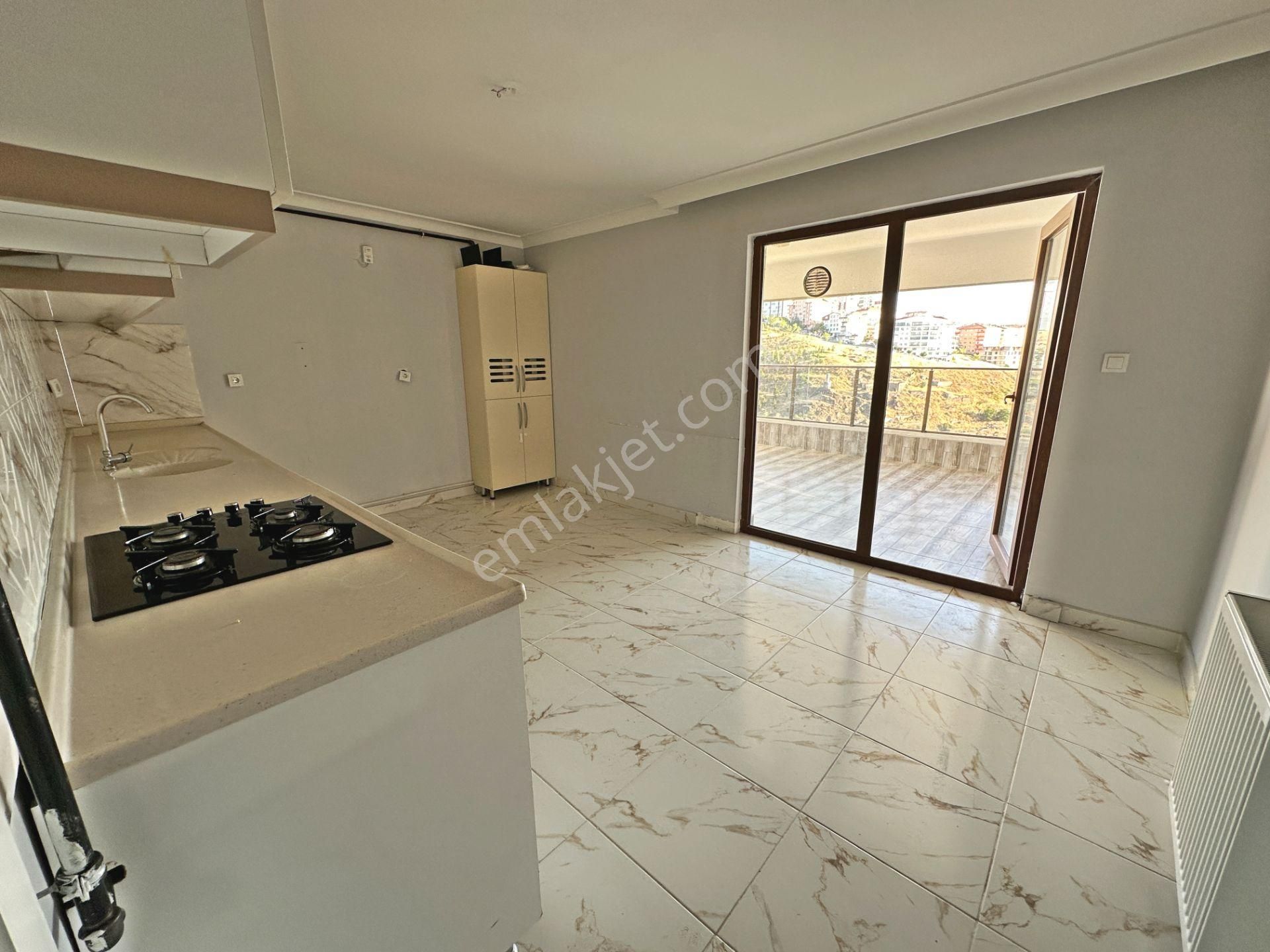 Hürel Mahallesinde Site İçinde Manzaralı Önü Açık 4+1 Satılık Daire - Görsel 5