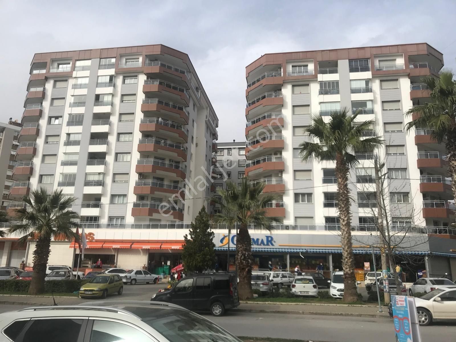 Bornova Evka 3 Merkezi Konumda Satılık Daire