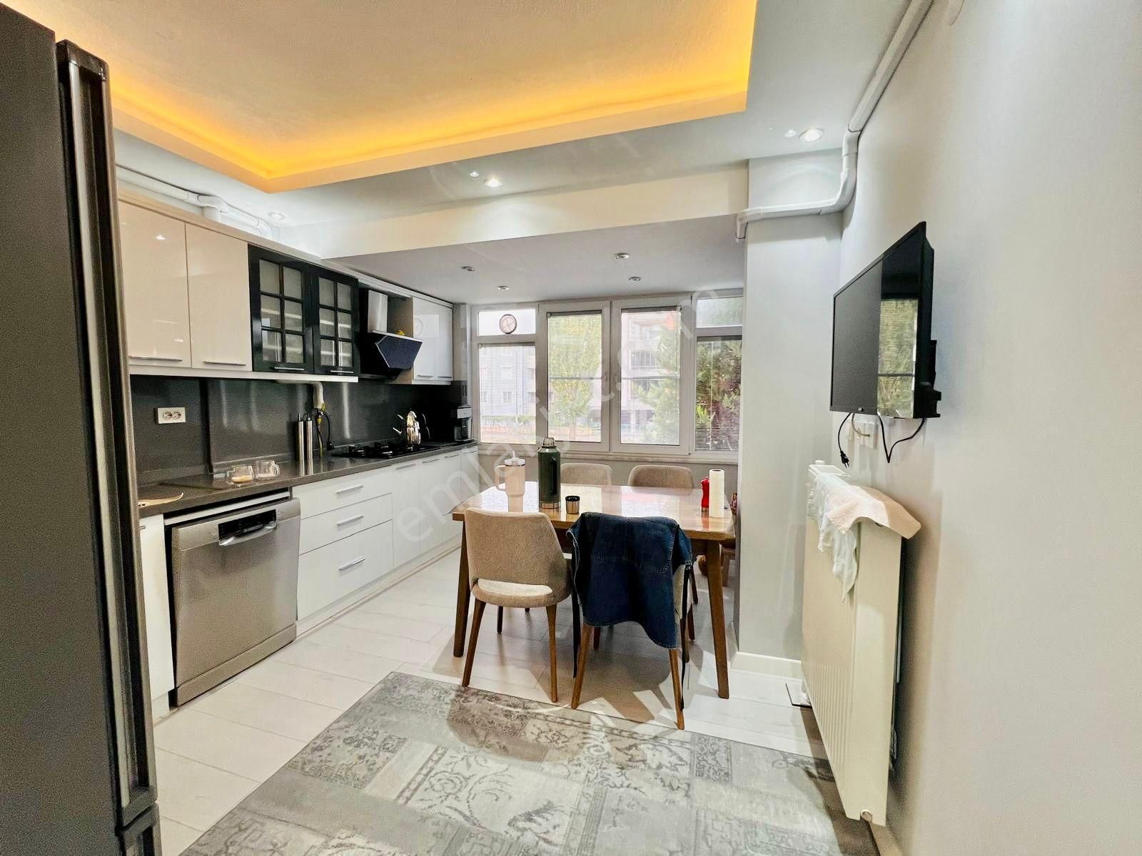 Yükselden Akçayda Satılık Ayrı Mutfak Arakat Geniş 3+1 Satılık Daire - Görsel 12