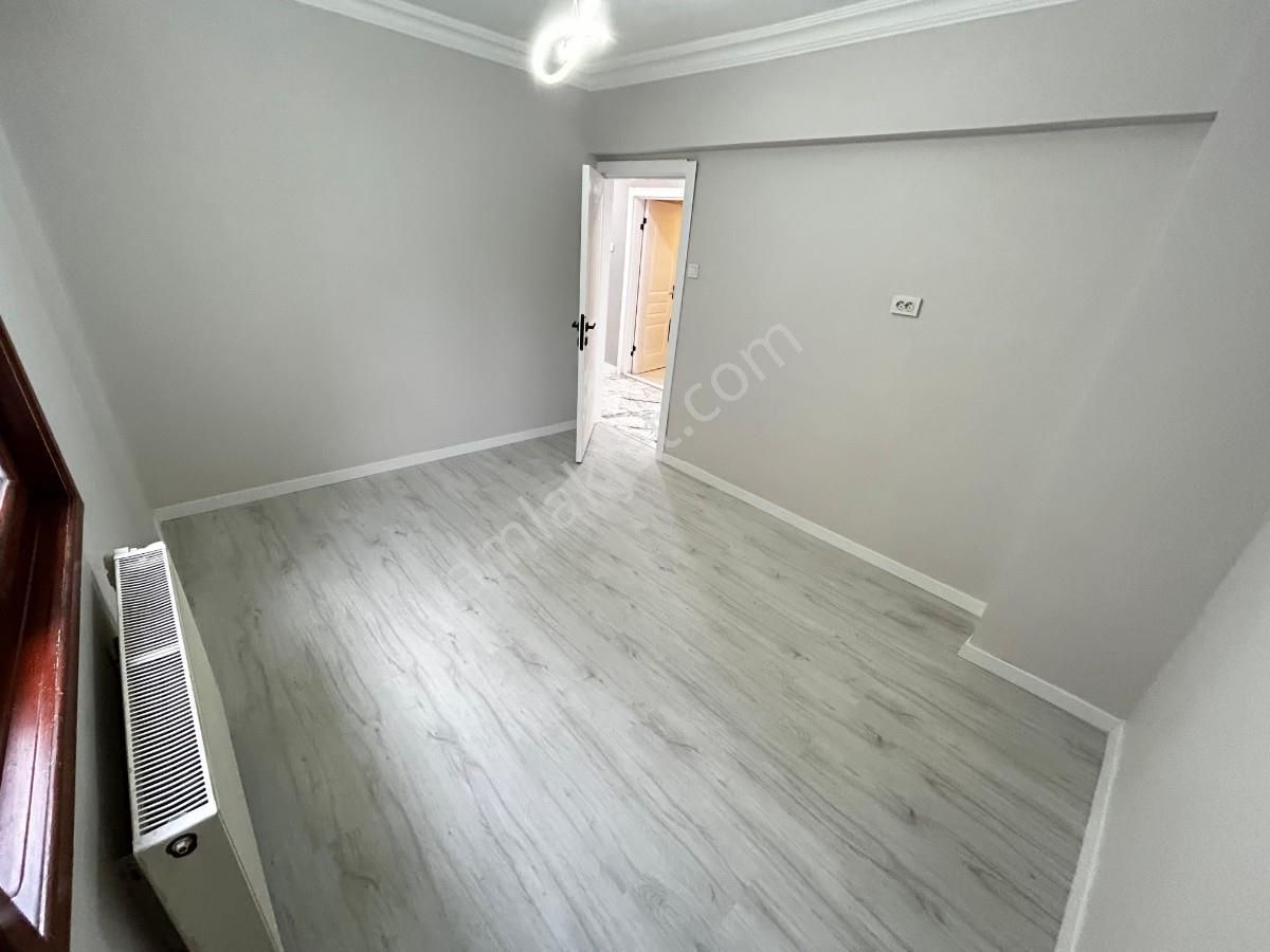 Sincan Tandoğan Mah 3+1 Lüks Yapılı Ara Katta Cadde Üzeri Daire - Görsel 29
